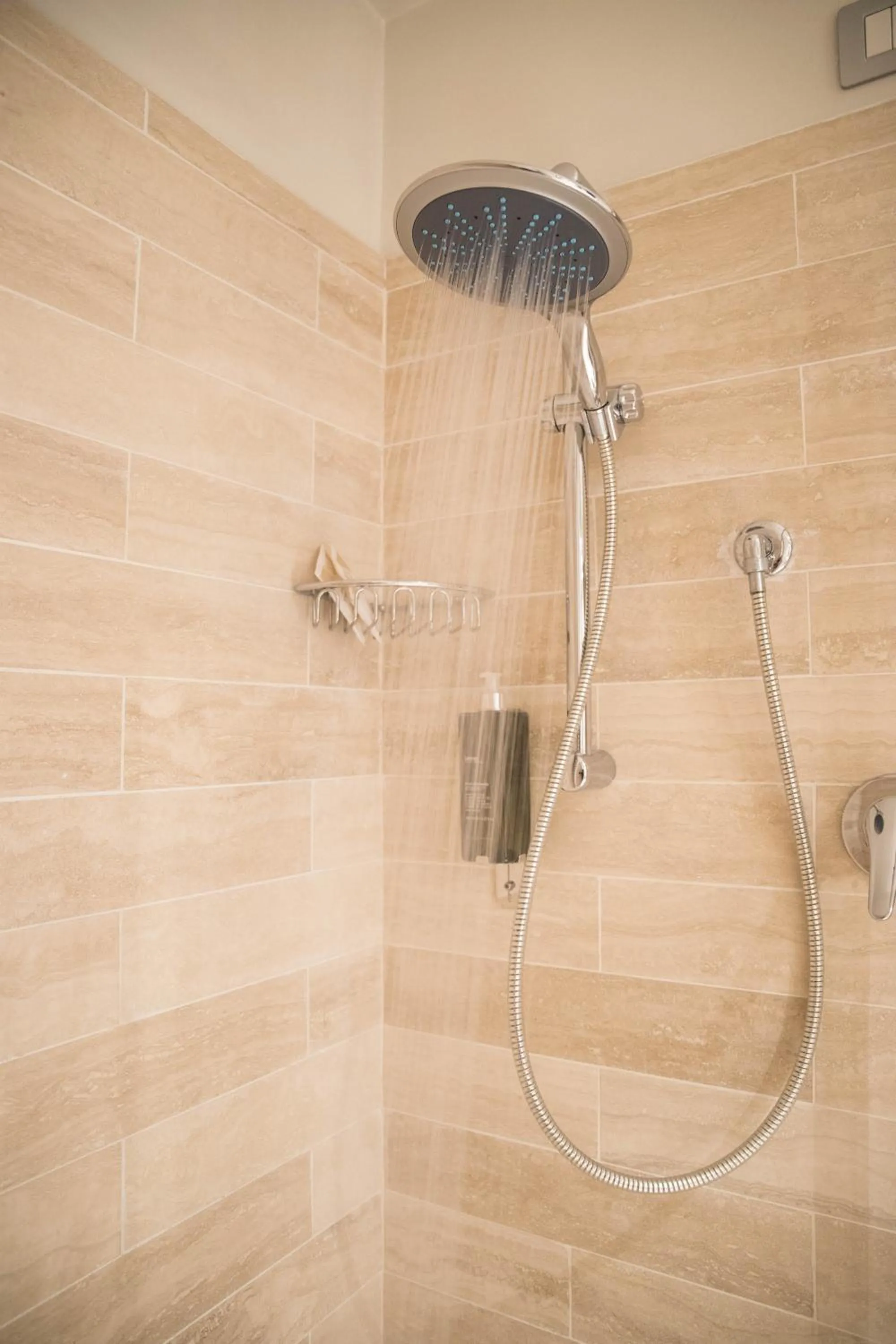 Bathroom in Albergo Cantiani