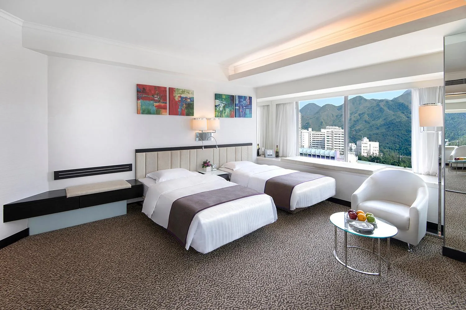 Bed in Regal Riverside Hotel