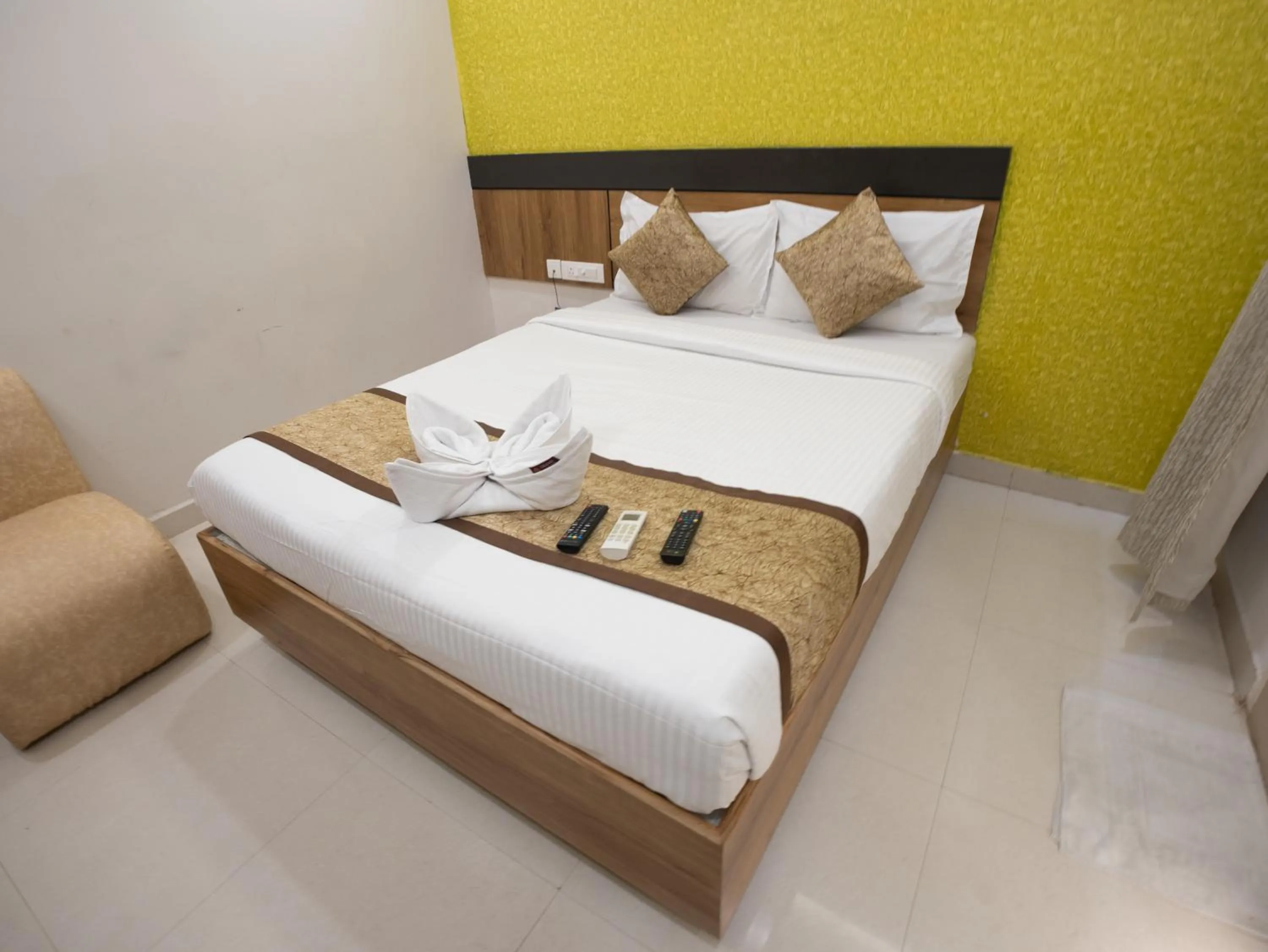 Bedroom, Bed in Grand Oliver