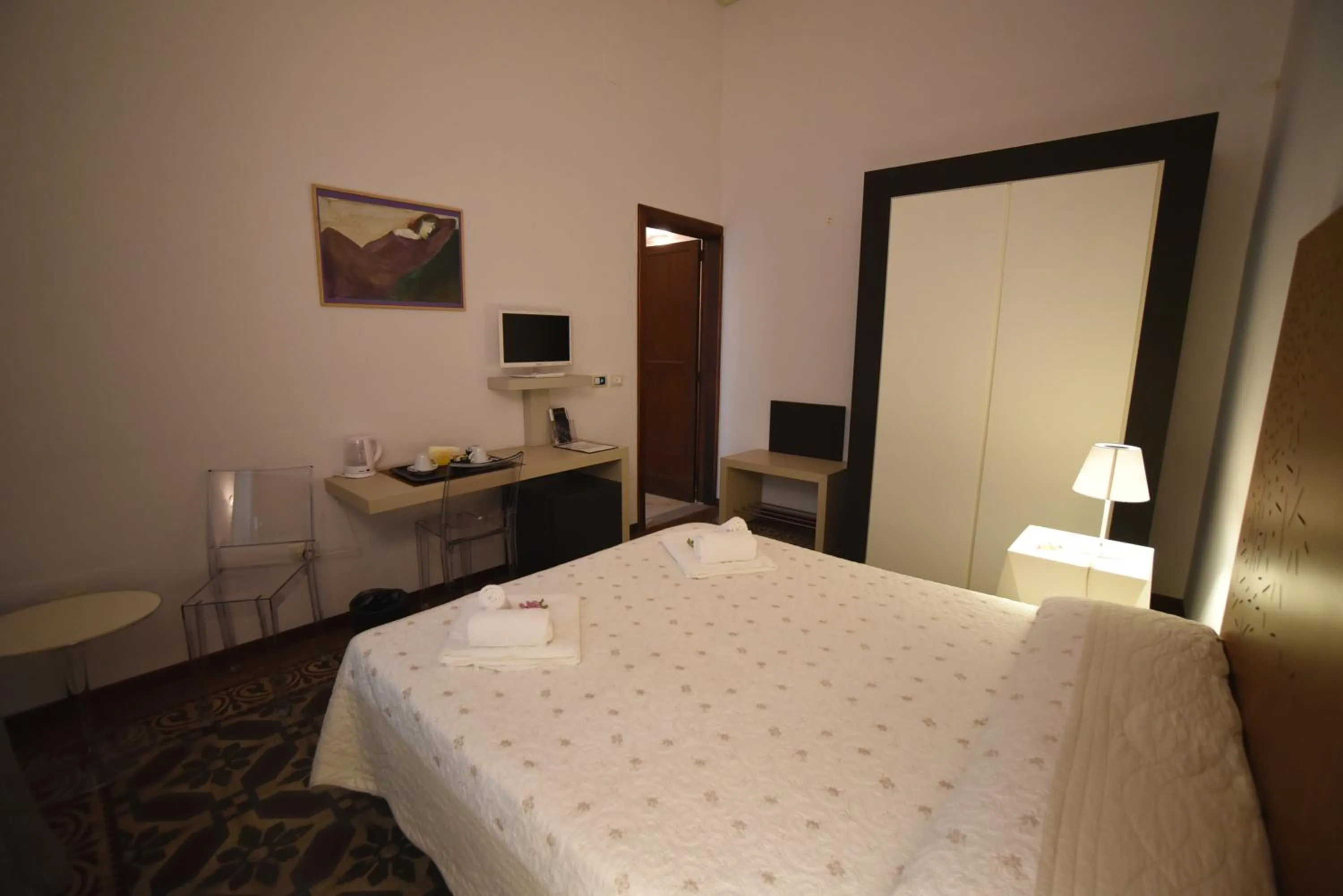 Bed in Barone Liberty & Luxury SPA-Boutique Hotel