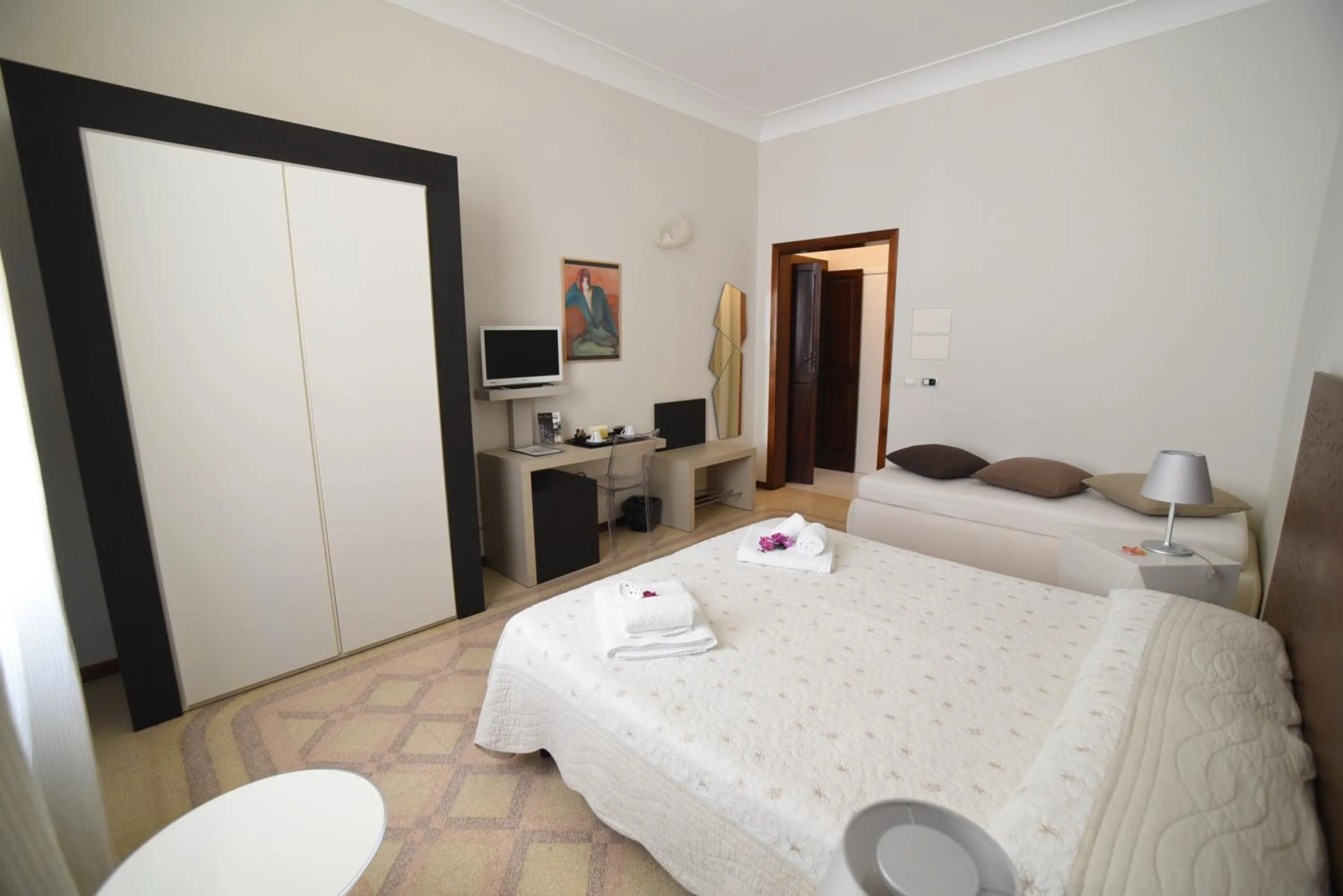 Seating area, Bed in Barone Liberty & Luxury SPA-Boutique Hotel