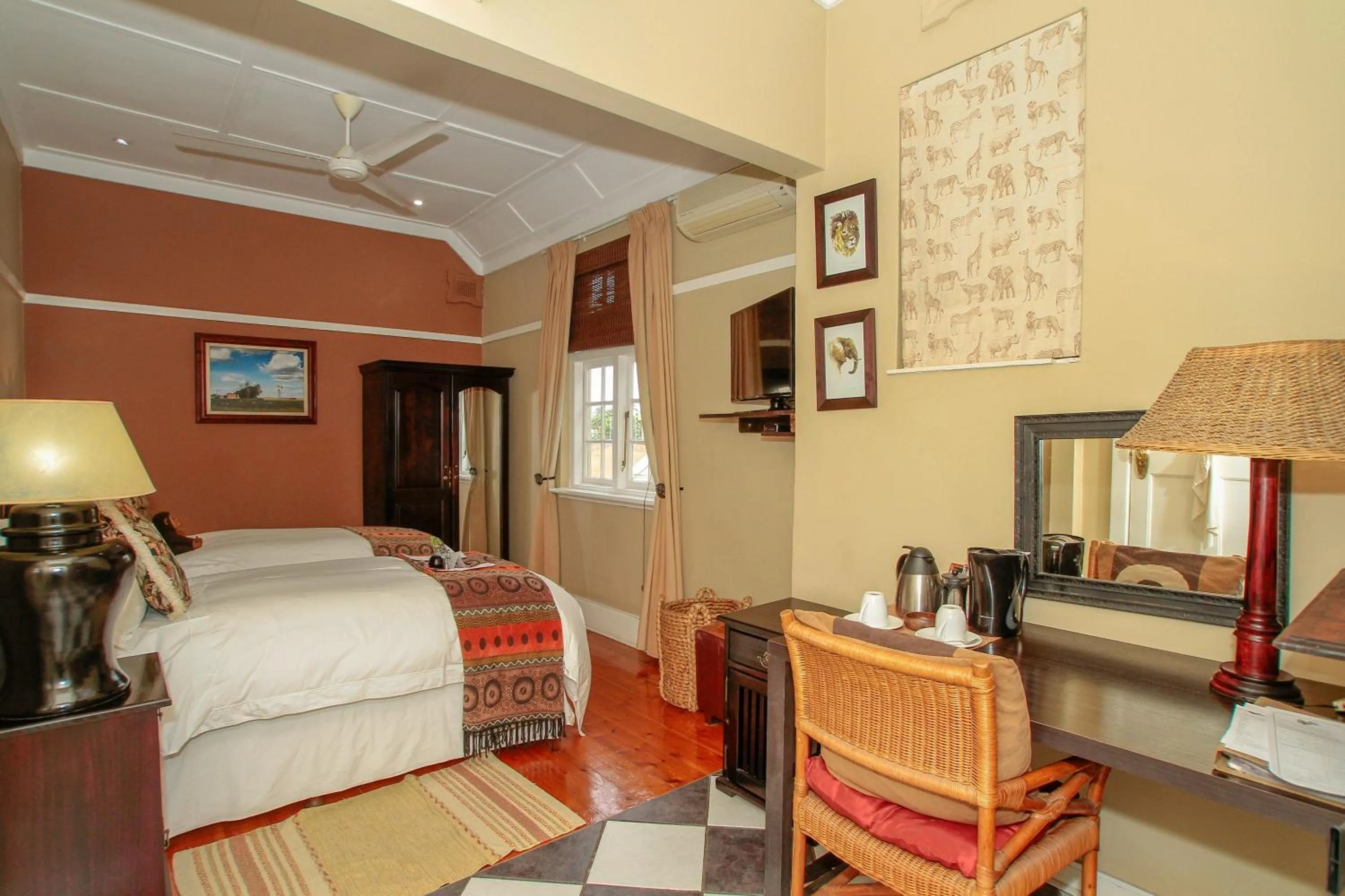Photo of the whole room, Bed in Acorn B&B in Durban