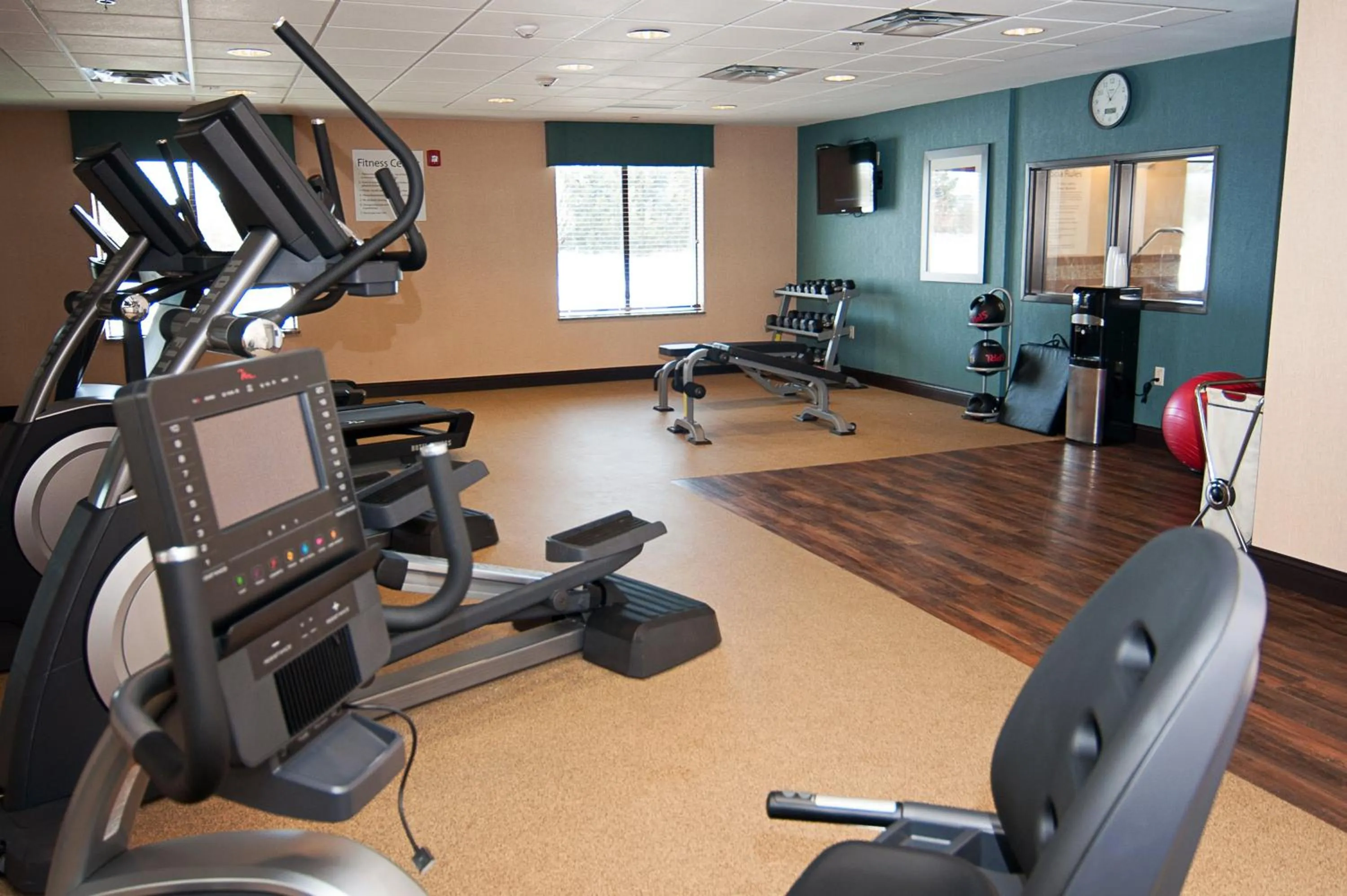 Fitness centre/facilities in Holiday Inn Express Hotel & Suites Wichita Northeast by IHG