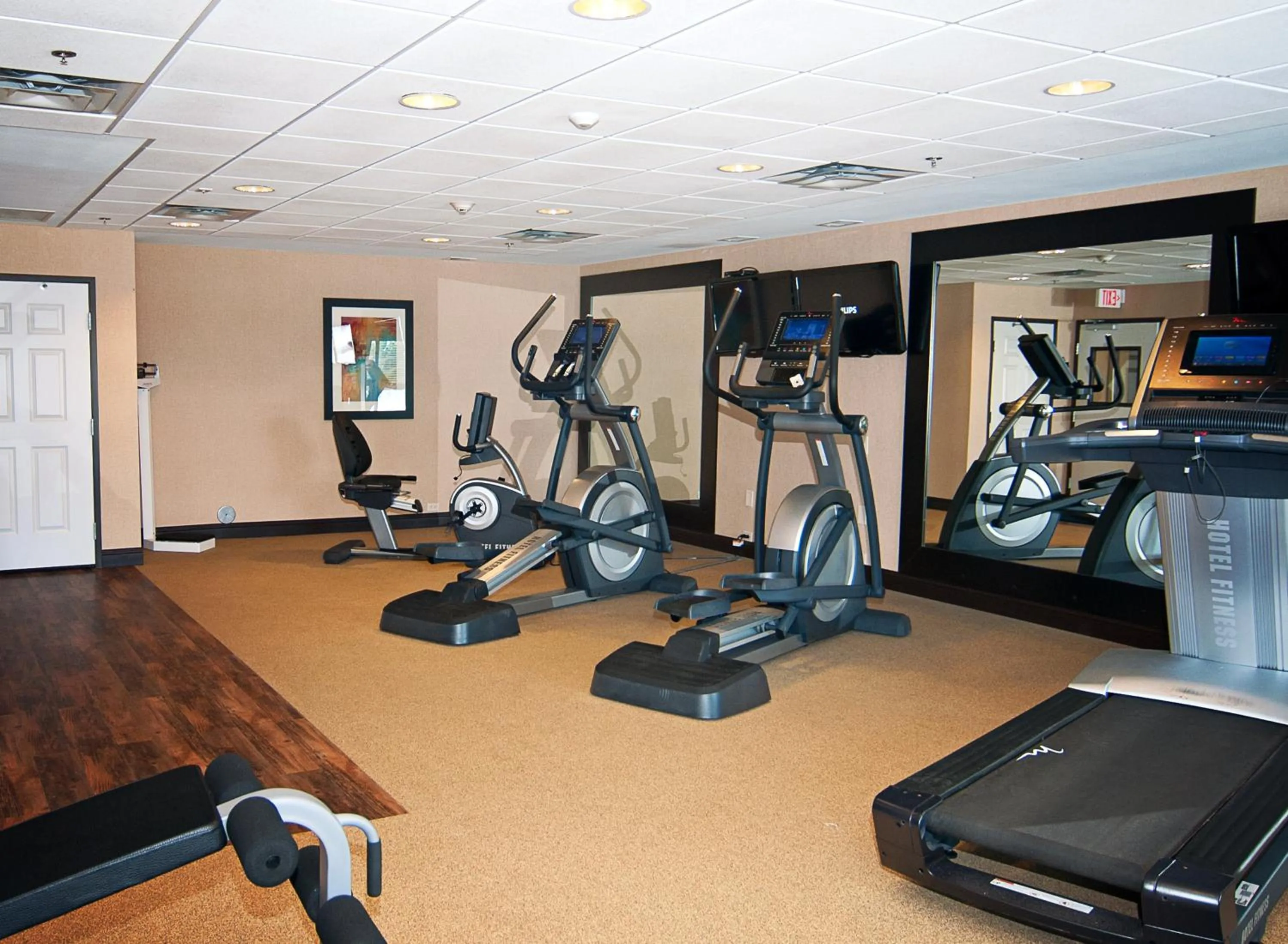 Fitness centre/facilities in Holiday Inn Express Hotel & Suites Wichita Northeast by IHG