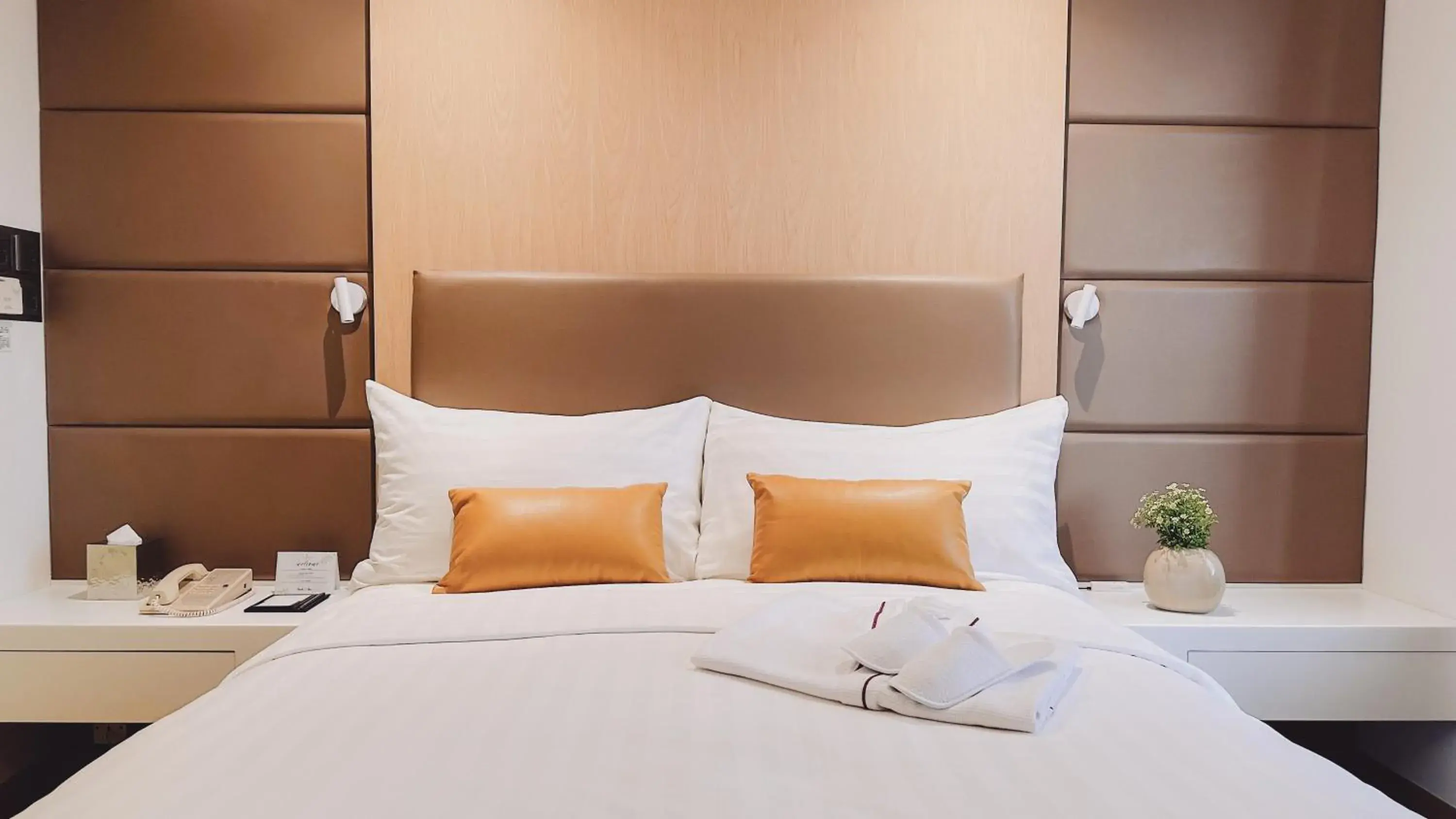 Bed in Stanford Hillview Hotel Hong Kong Bed in Stanford Hillview Hotel Hong Kong
