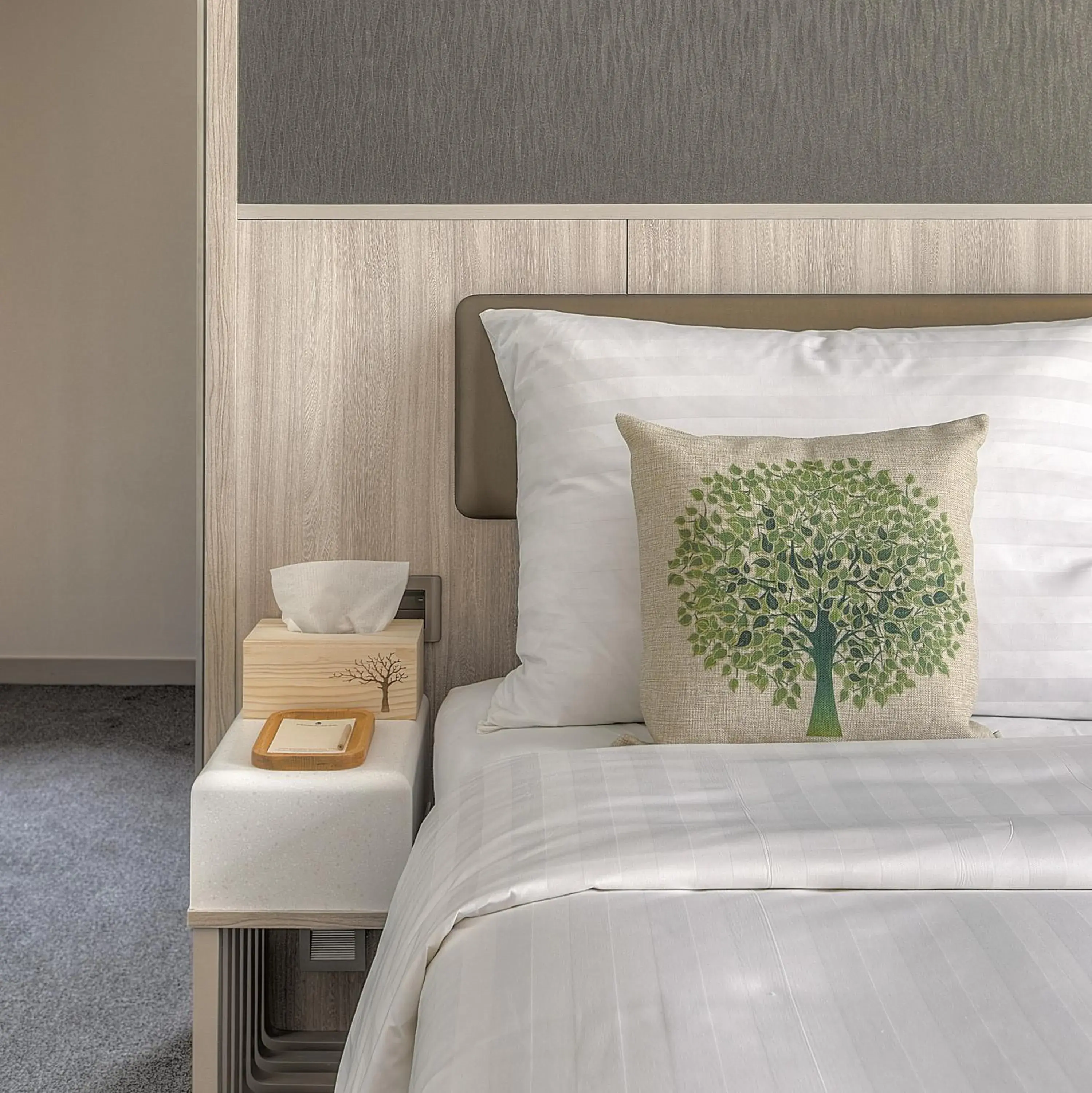 Bed in Stanford Hillview Hotel Hong Kong Bed in Stanford Hillview Hotel Hong Kong