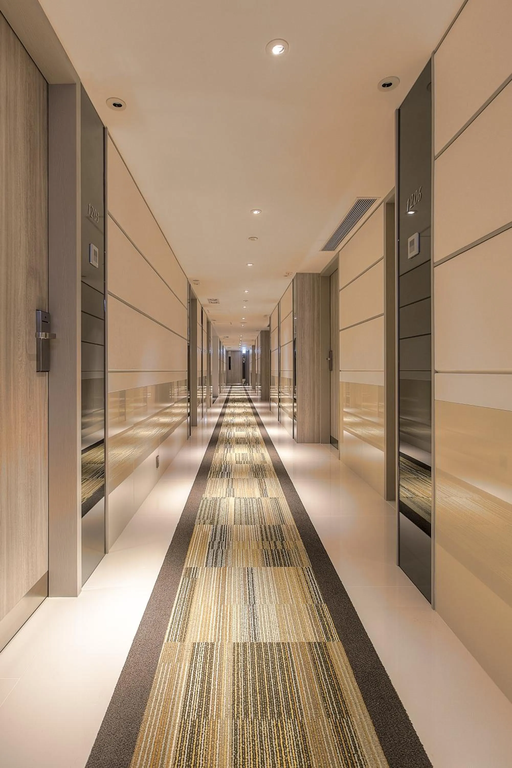 Bedroom in Stanford Hillview Hotel Hong Kong