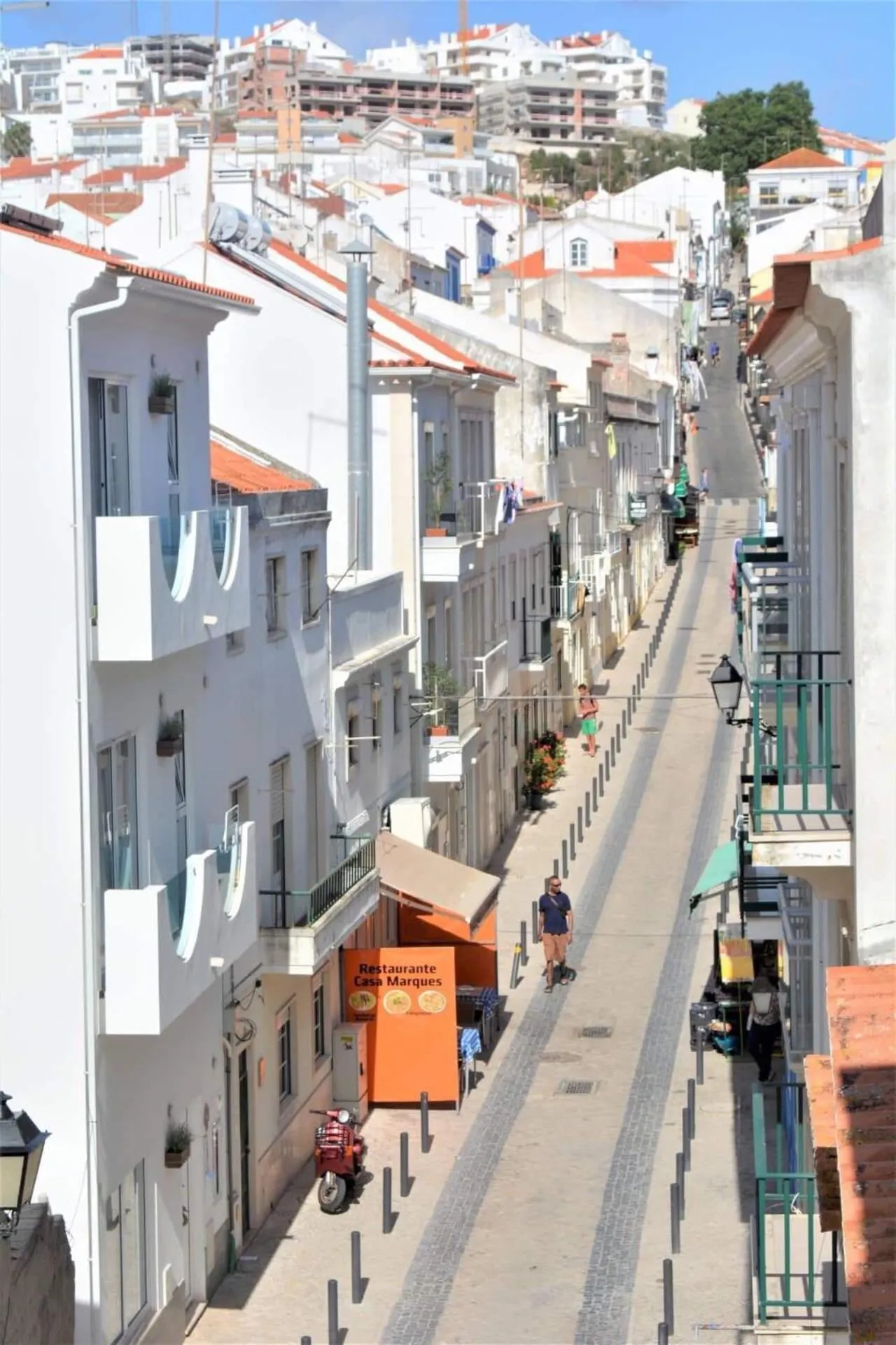 Neighbourhood in The Light House