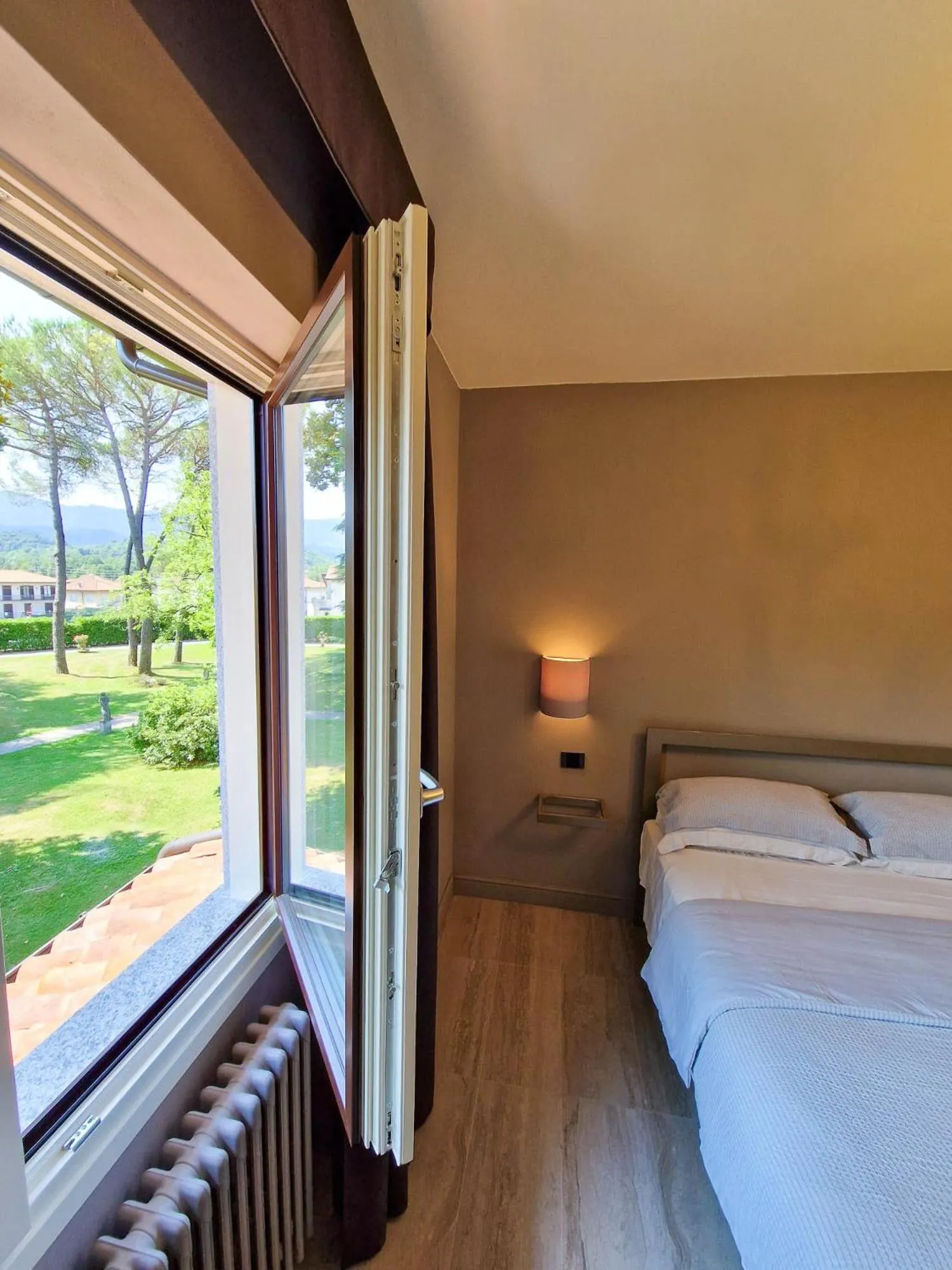 Bedroom, Bed in Villa Sarchi