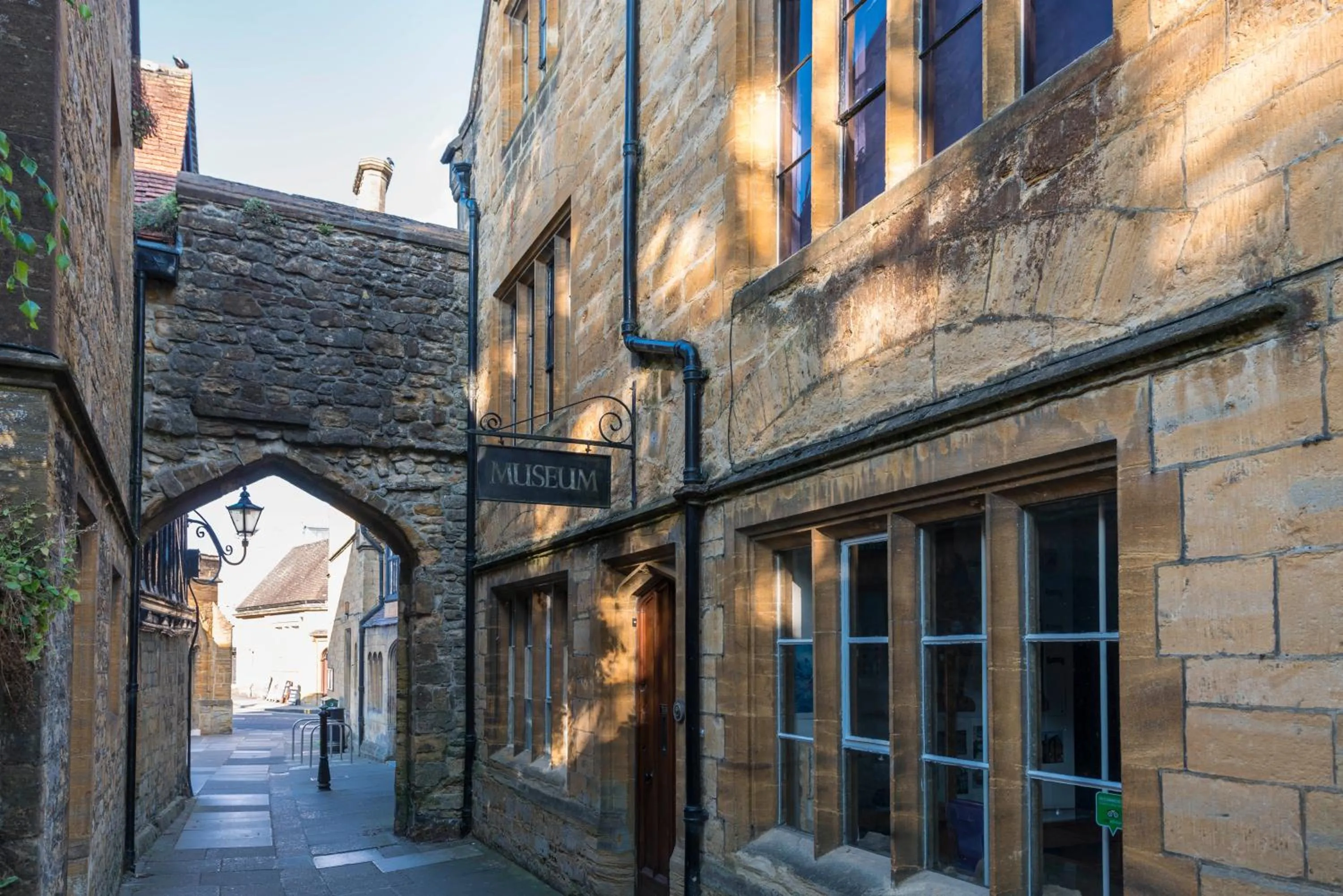 Property building in No.4 Ludbourne Hall
