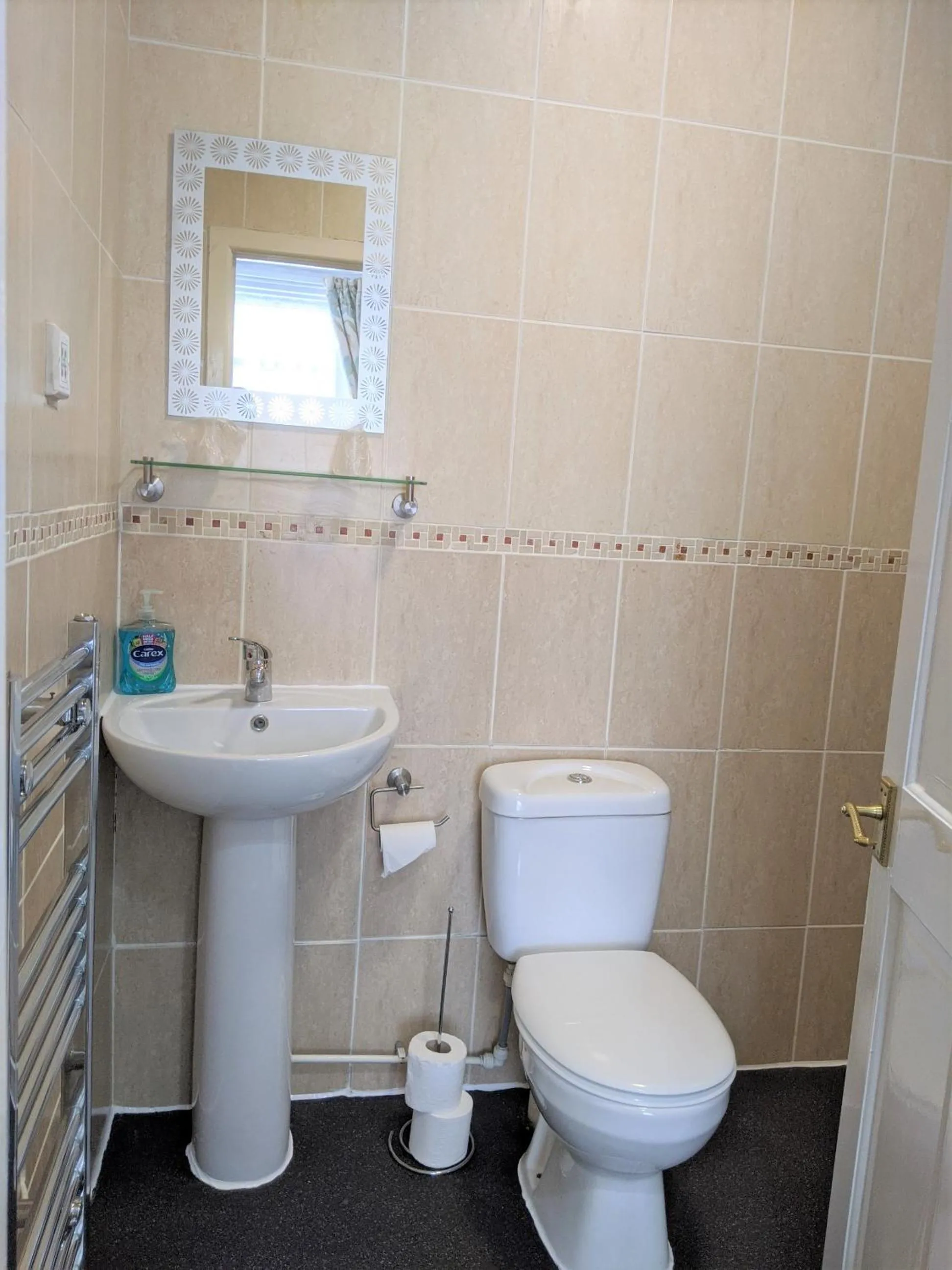 Bathroom in Kirk Lea