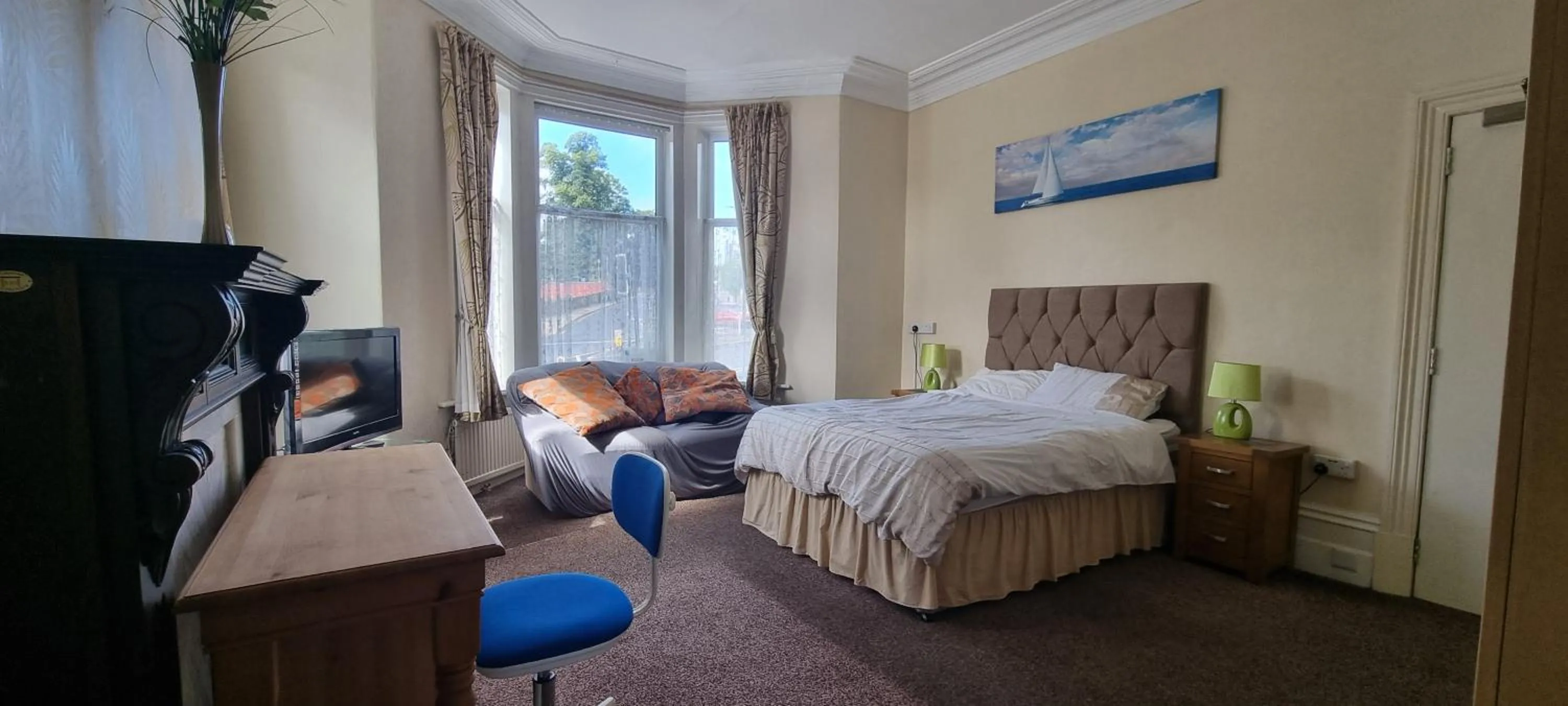 Bed in Kirk Lea
