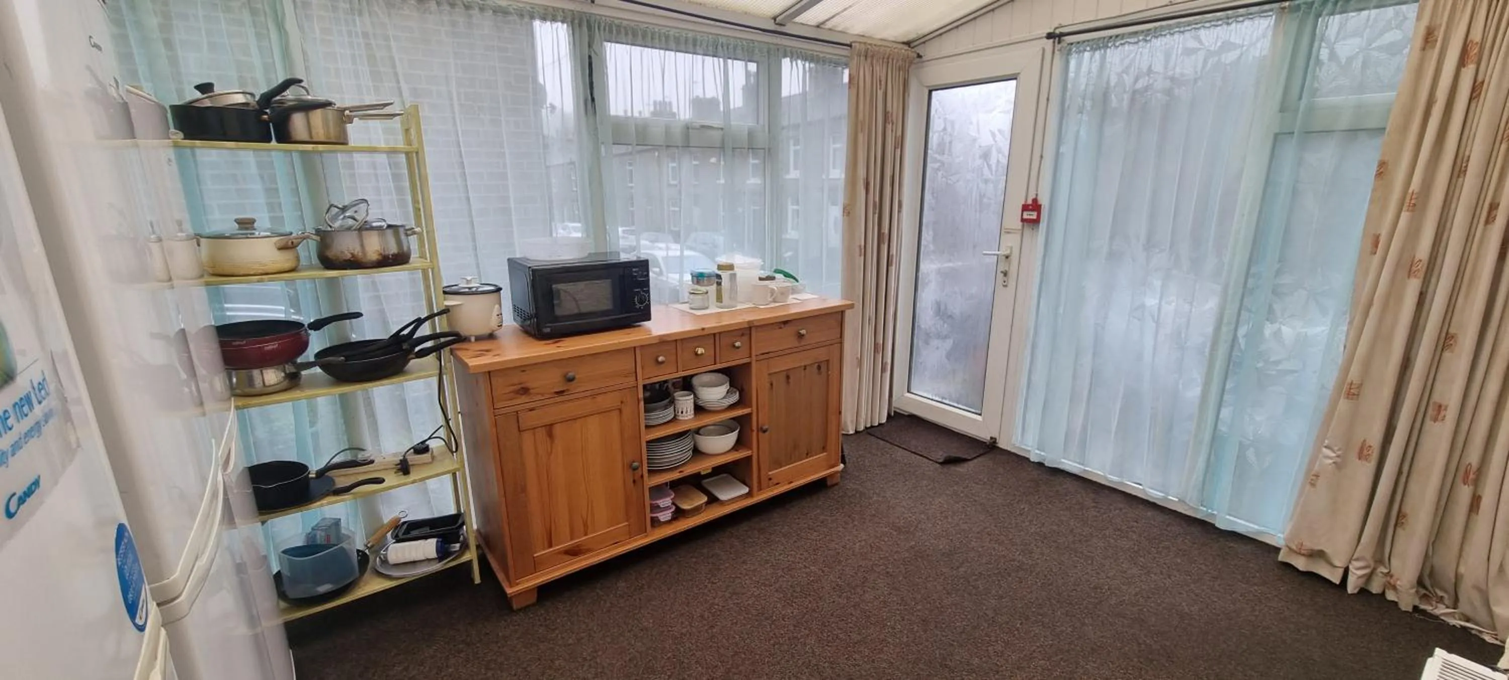 Communal kitchen in Kirk Lea