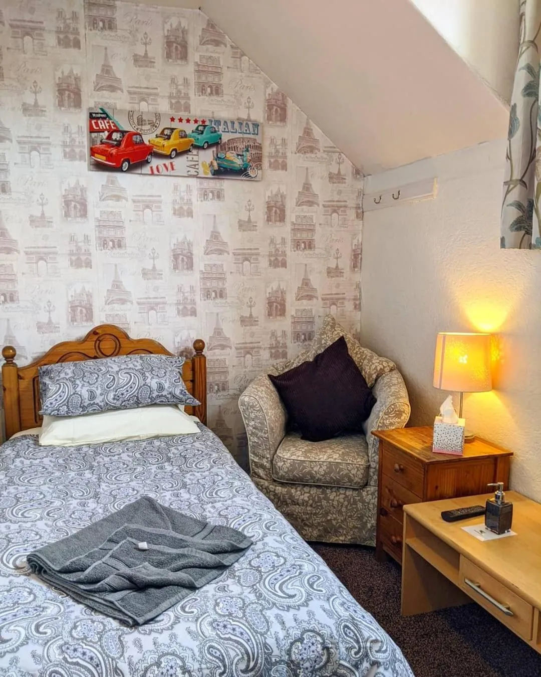 Bed in Kirk Lea