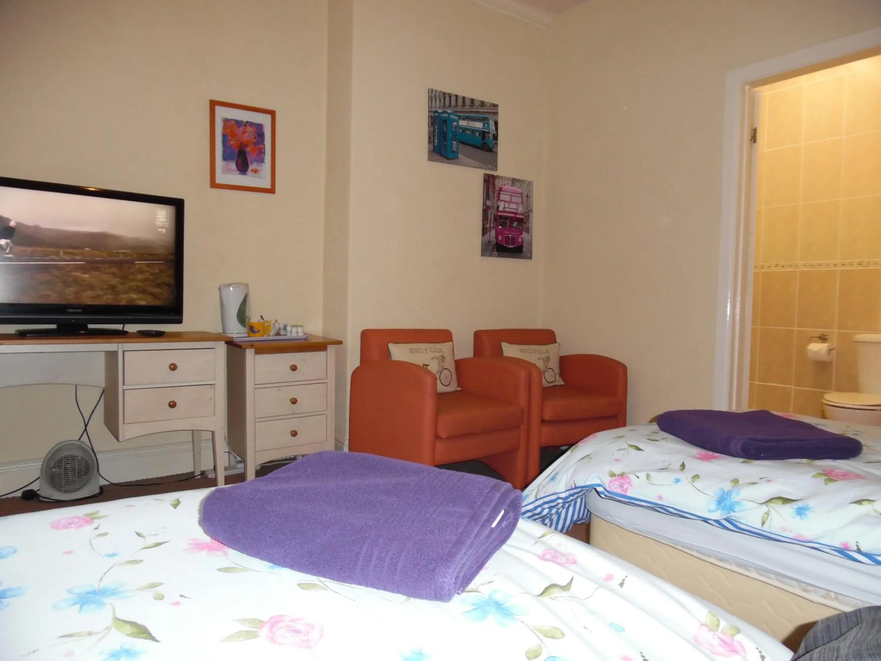 TV and multimedia, Bed in Kirk Lea
