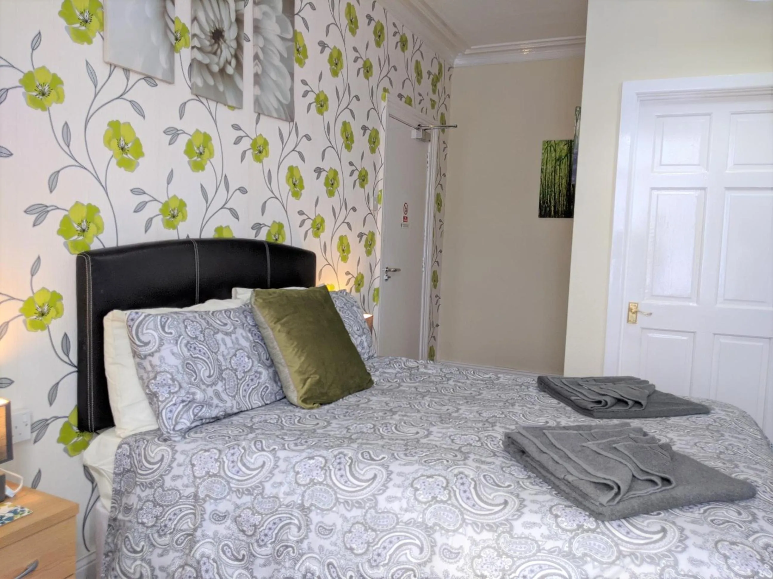 Bed in Kirk Lea
