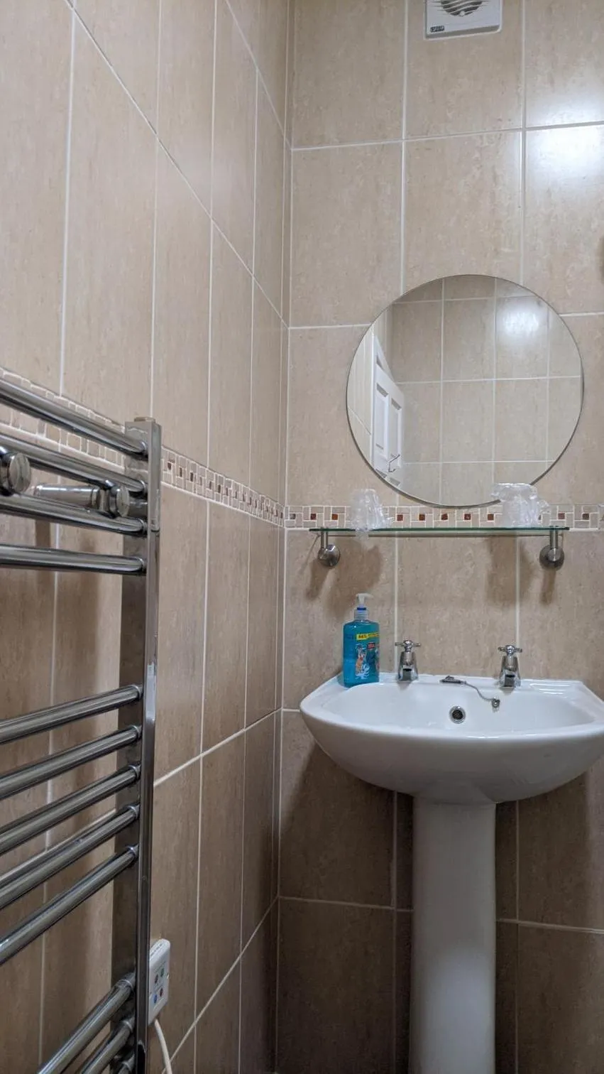Bathroom in Kirk Lea