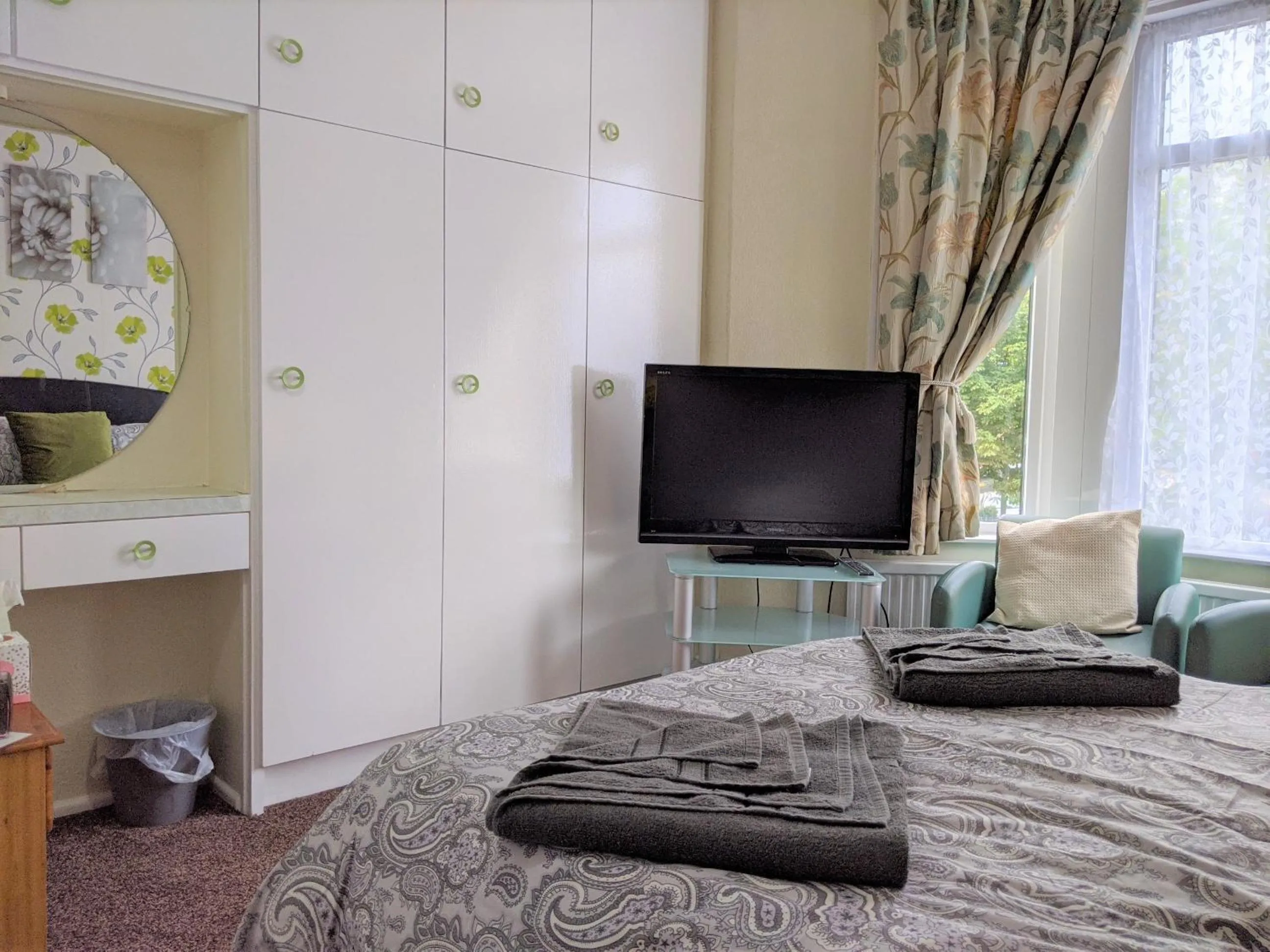 Bed in Kirk Lea