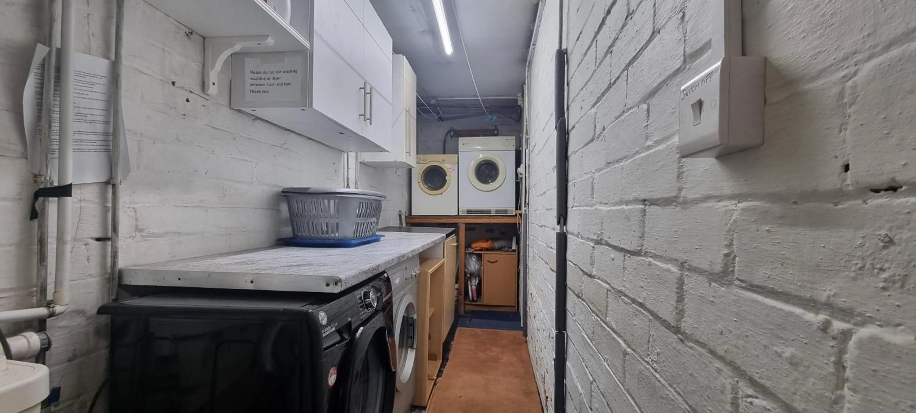 laundry in Kirk Lea