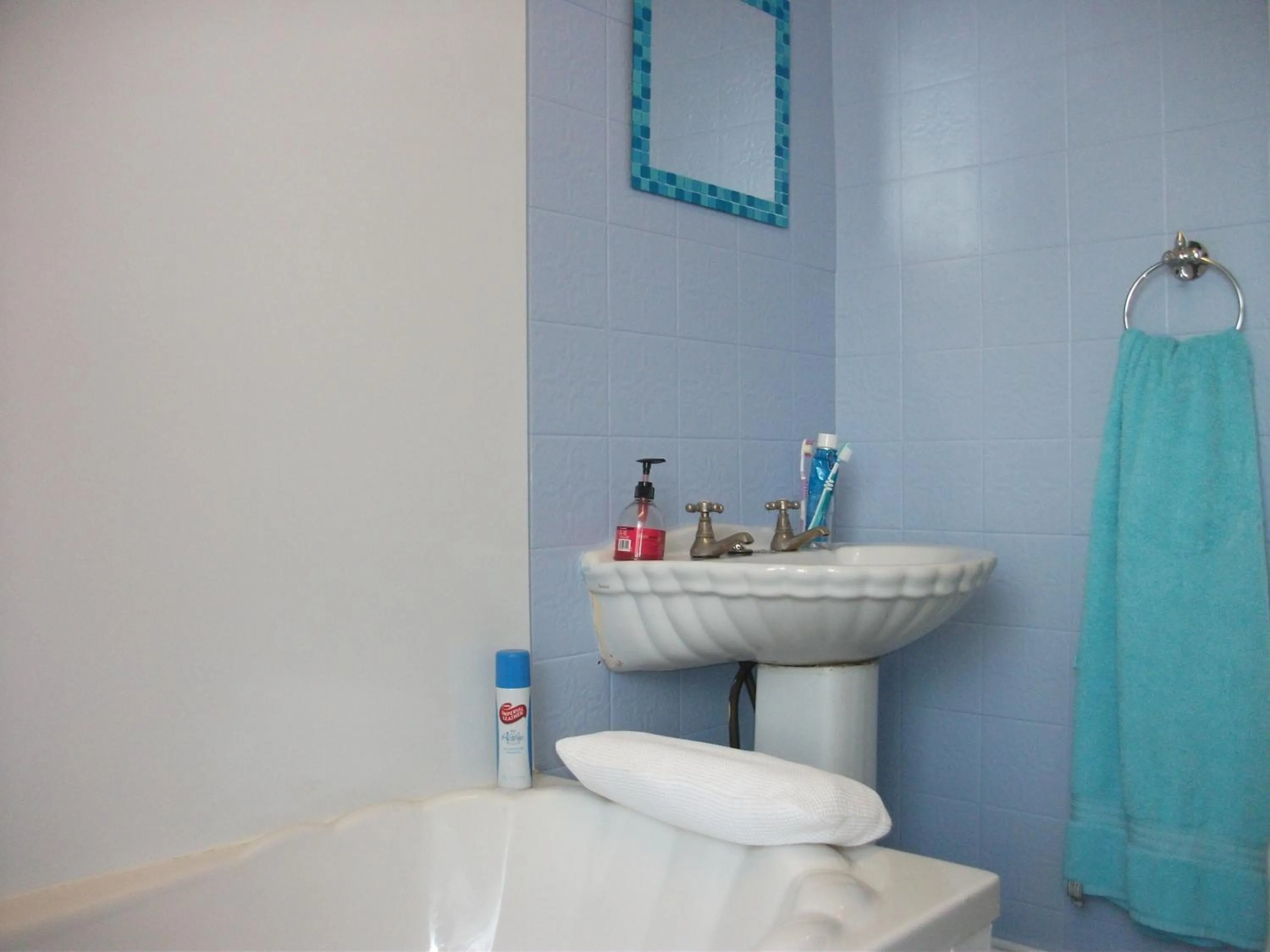 Shower in Kirk Lea
