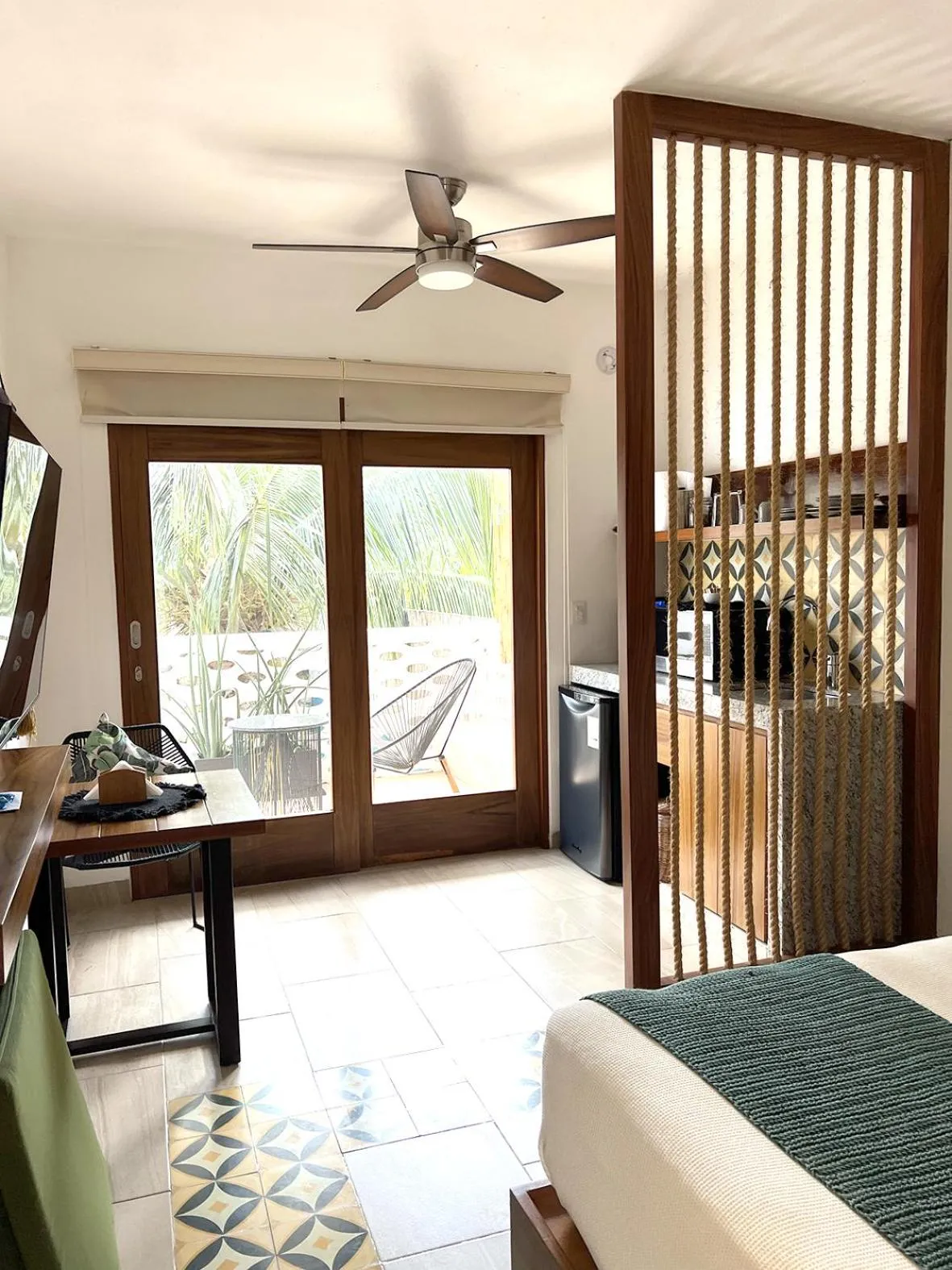 Photo of the whole room, Bed in Latino Hotel Boutique