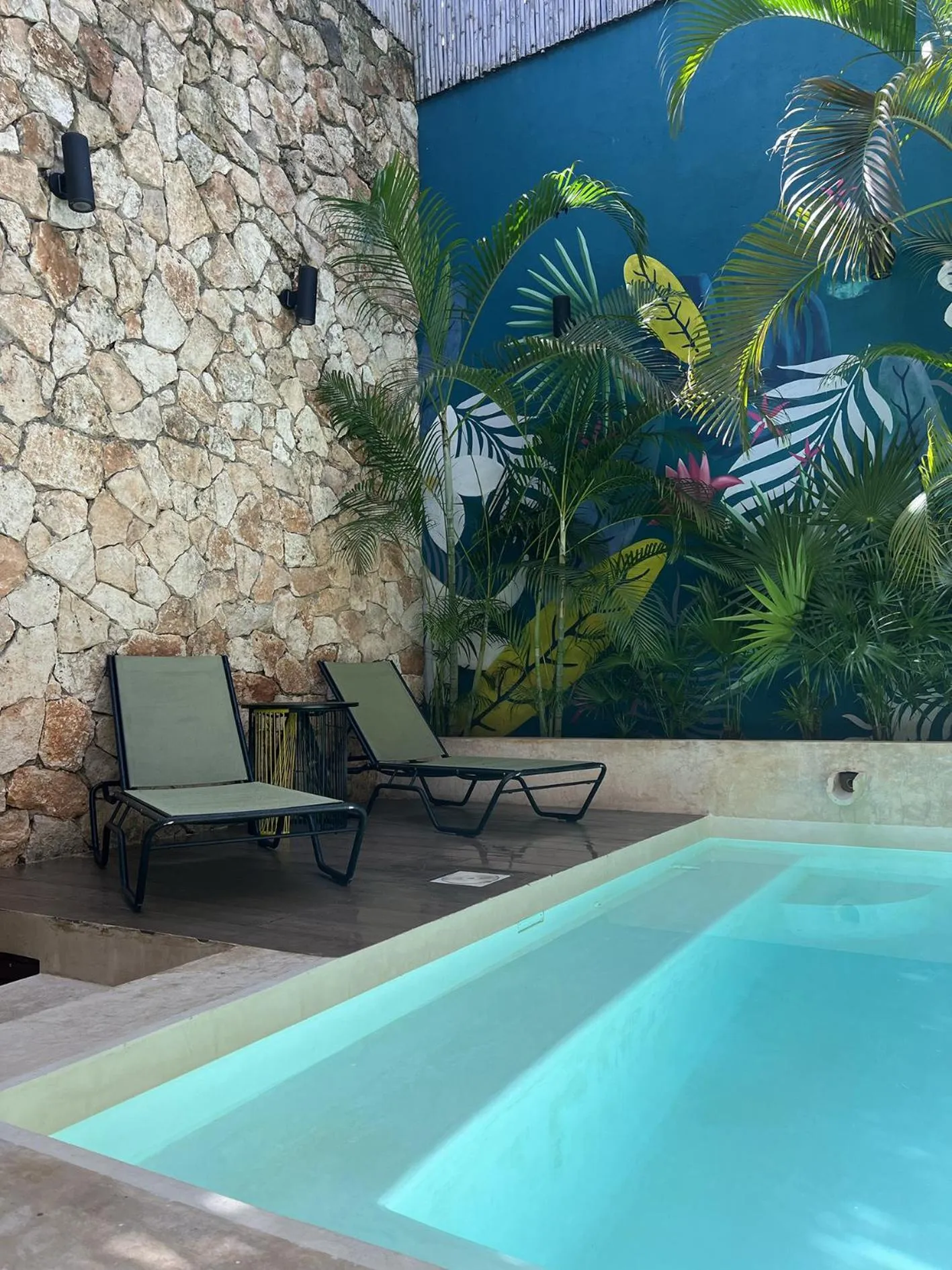 Swimming pool in Latino Hotel Boutique
