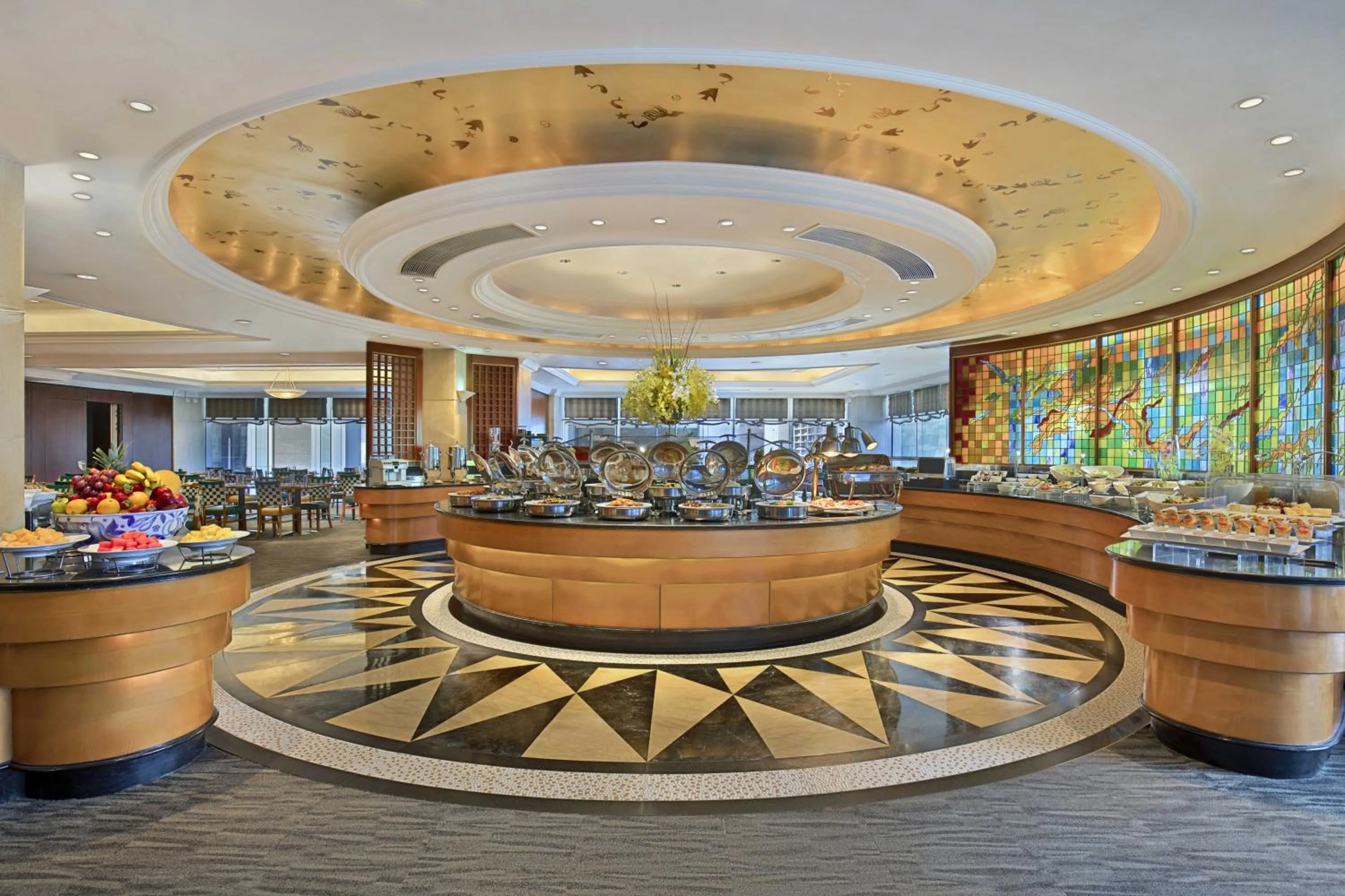 Restaurant/places to eat in Harbour Plaza North Point