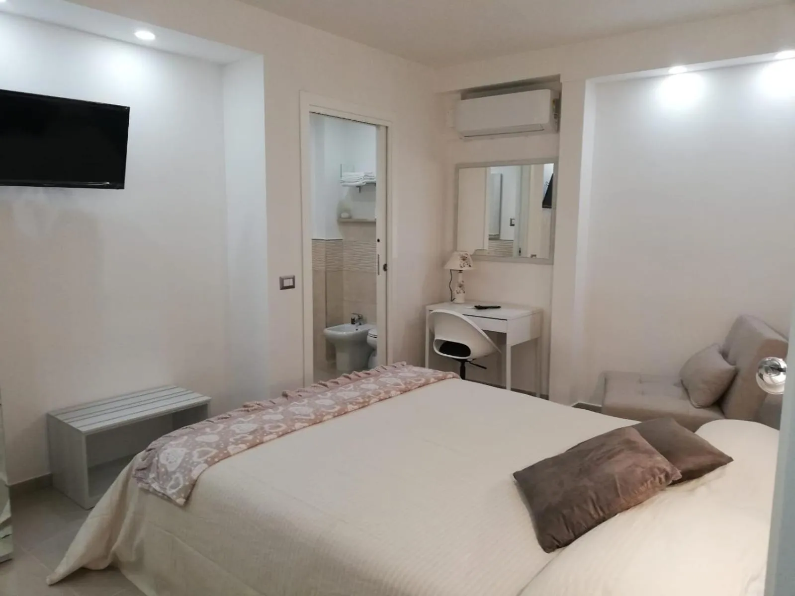 Bed in B&B Oplonti Resort