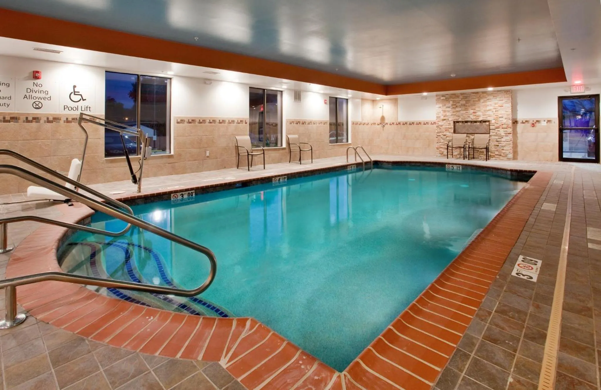 Swimming pool in Holiday Inn Express & Suites St Louis Airport by IHG