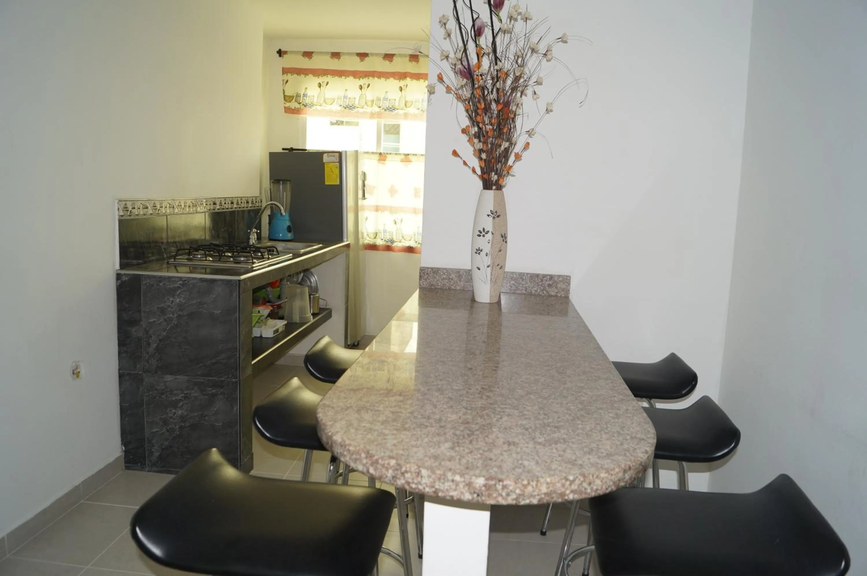 Dining area in Apartahotel Tukasa Rodadero