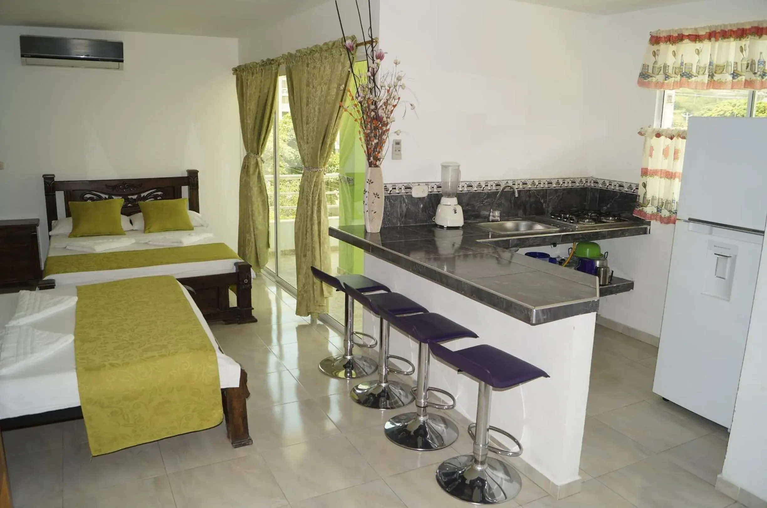 Photo of the whole room in Apartahotel Tukasa Rodadero Photo of the whole room in Apartahotel Tukasa Rodadero