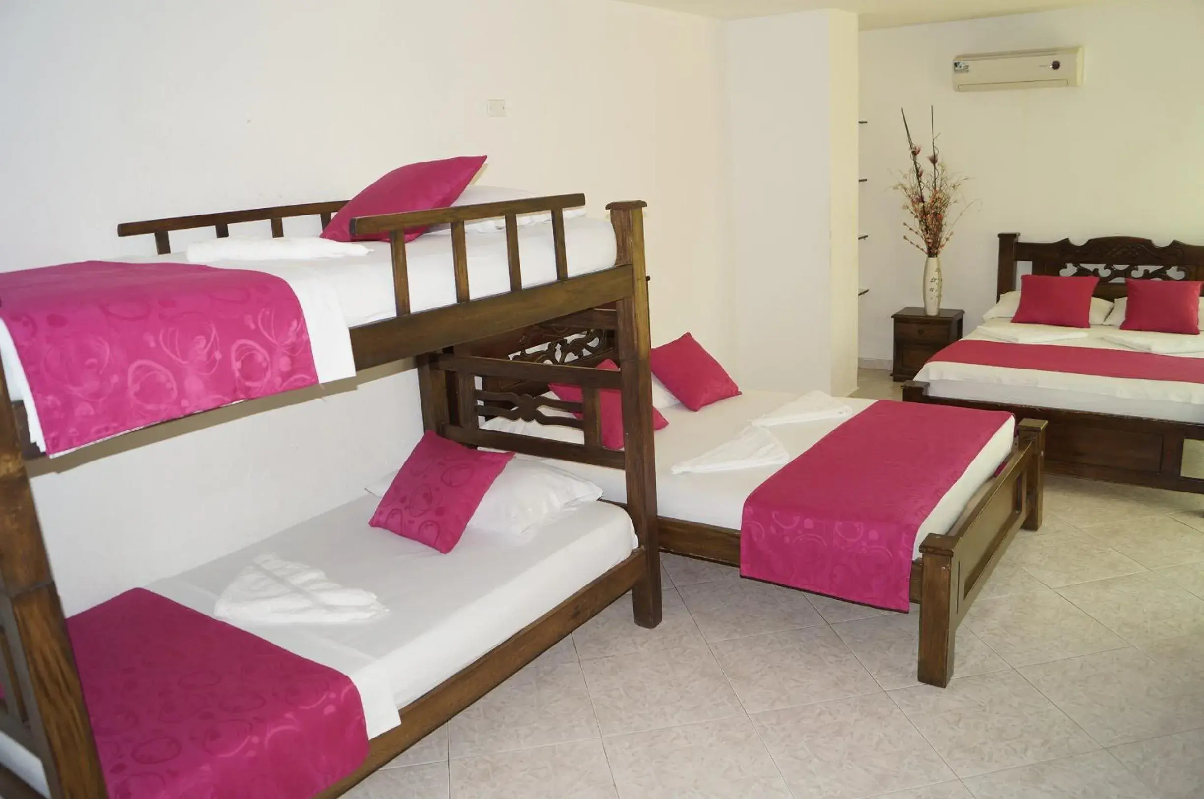 Bedroom, Bed in Apartahotel Tukasa Rodadero Bedroom, Bed in Apartahotel Tukasa Rodadero