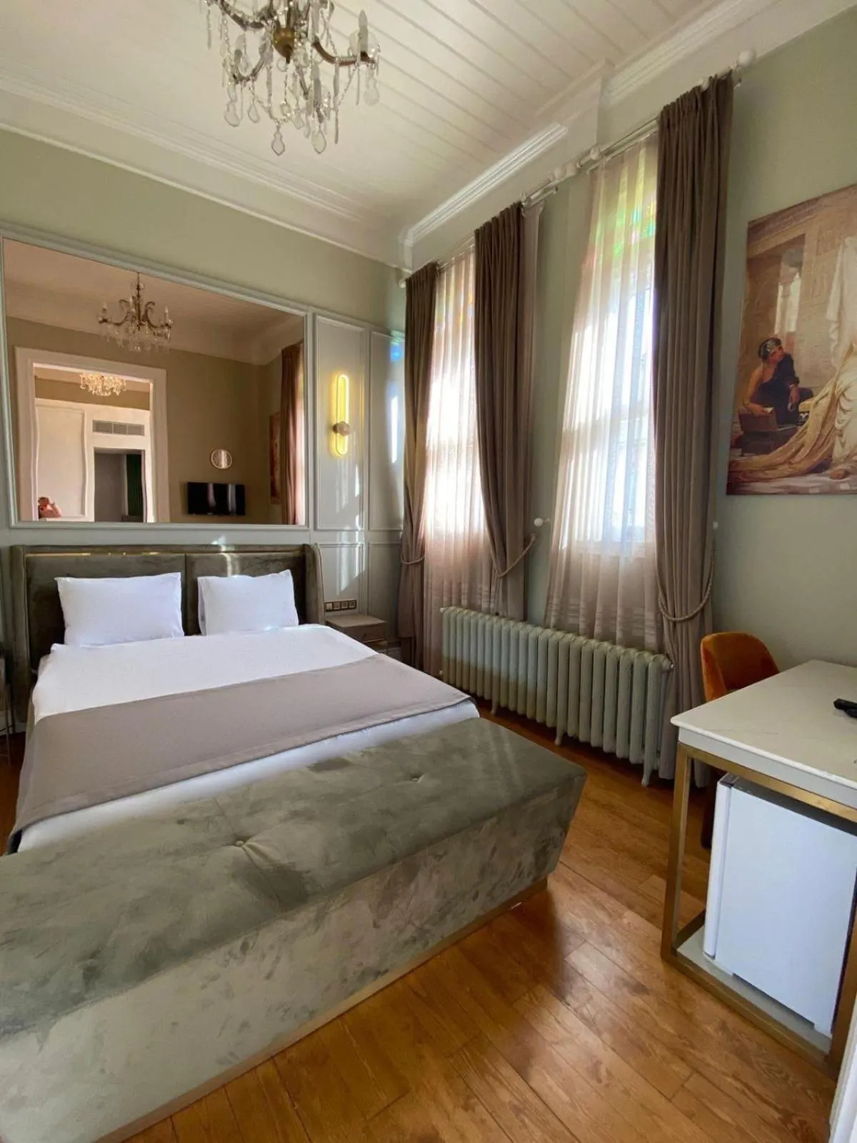 Photo of the whole room, Bed in Triada Hotel Büyükada