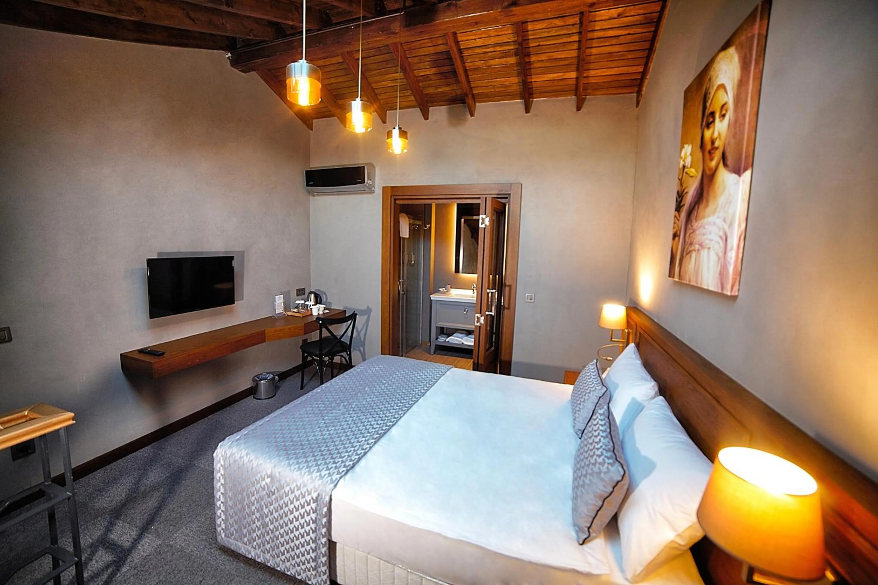 Bed in Triada Hotel Büyükada