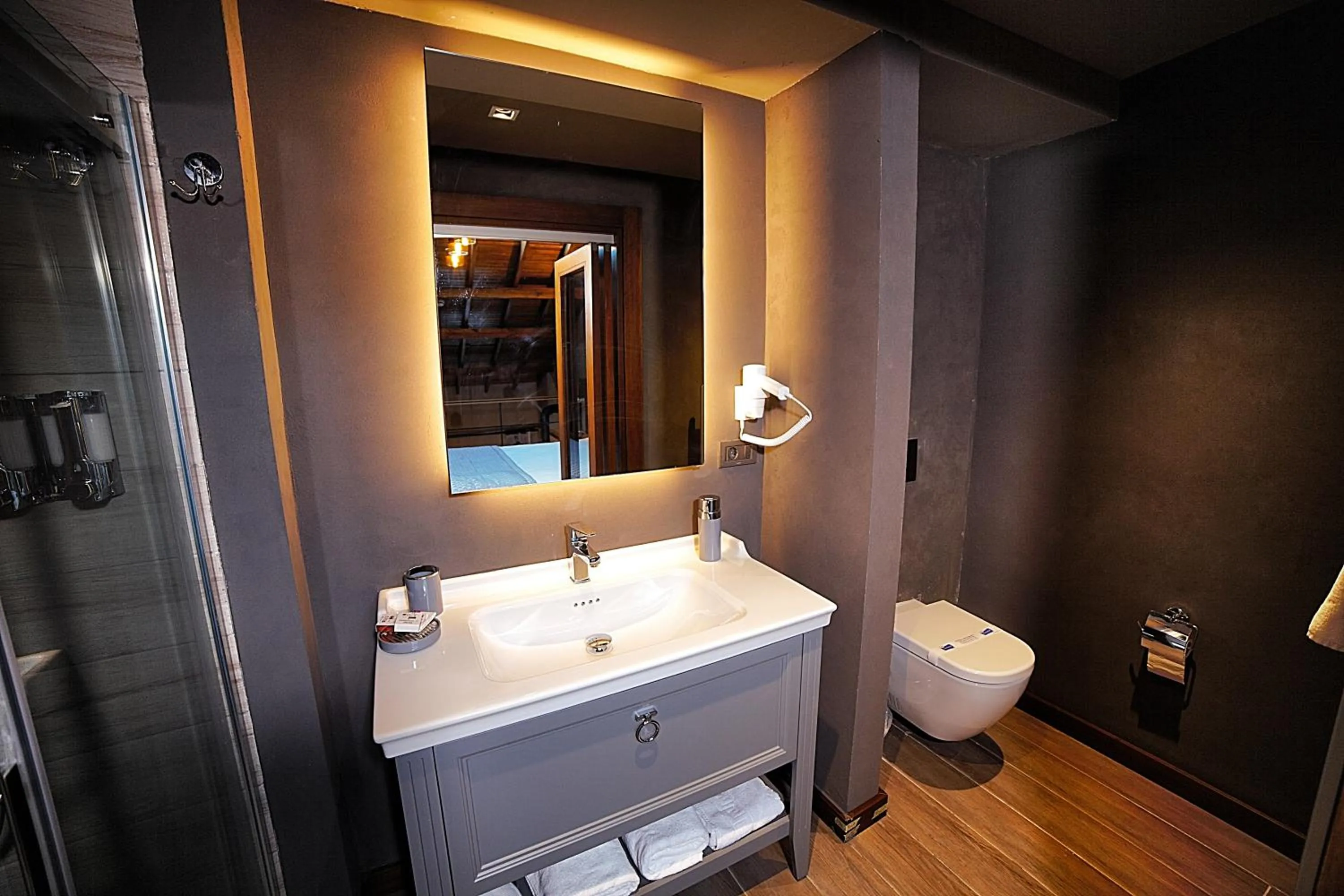 Bathroom in Triada Hotel Büyükada