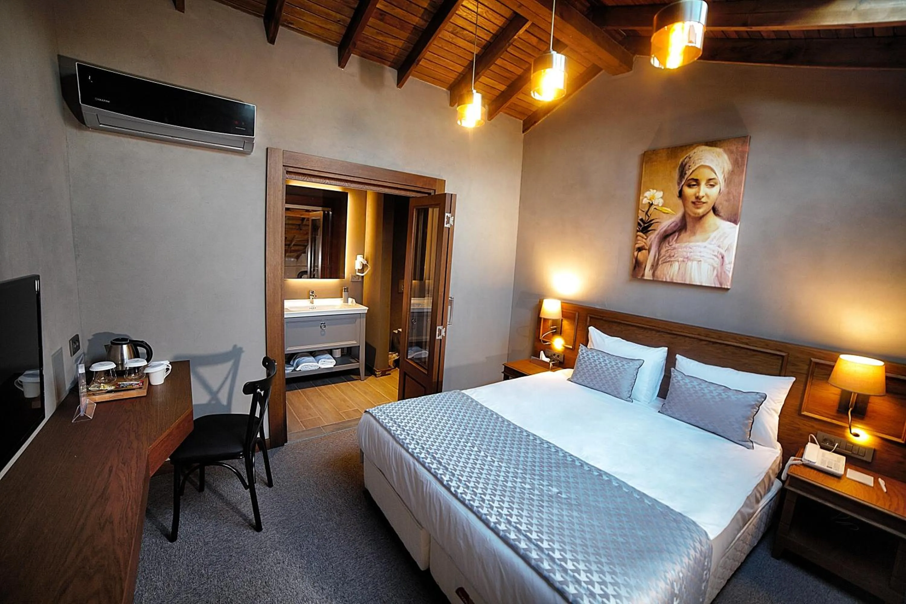 Bed in Triada Hotel Büyükada