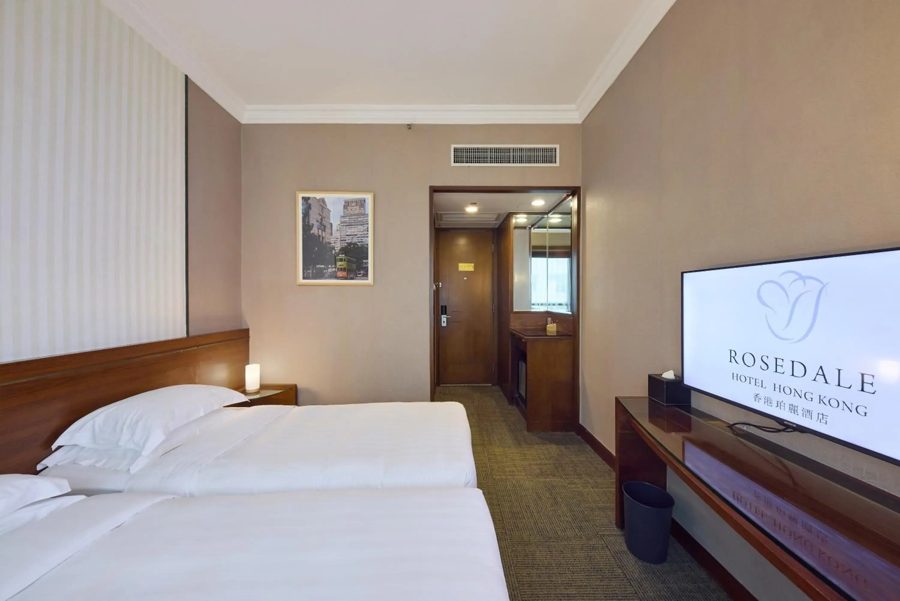 Bed in Rosedale Hotel Hong Kong Bed in Rosedale Hotel Hong Kong