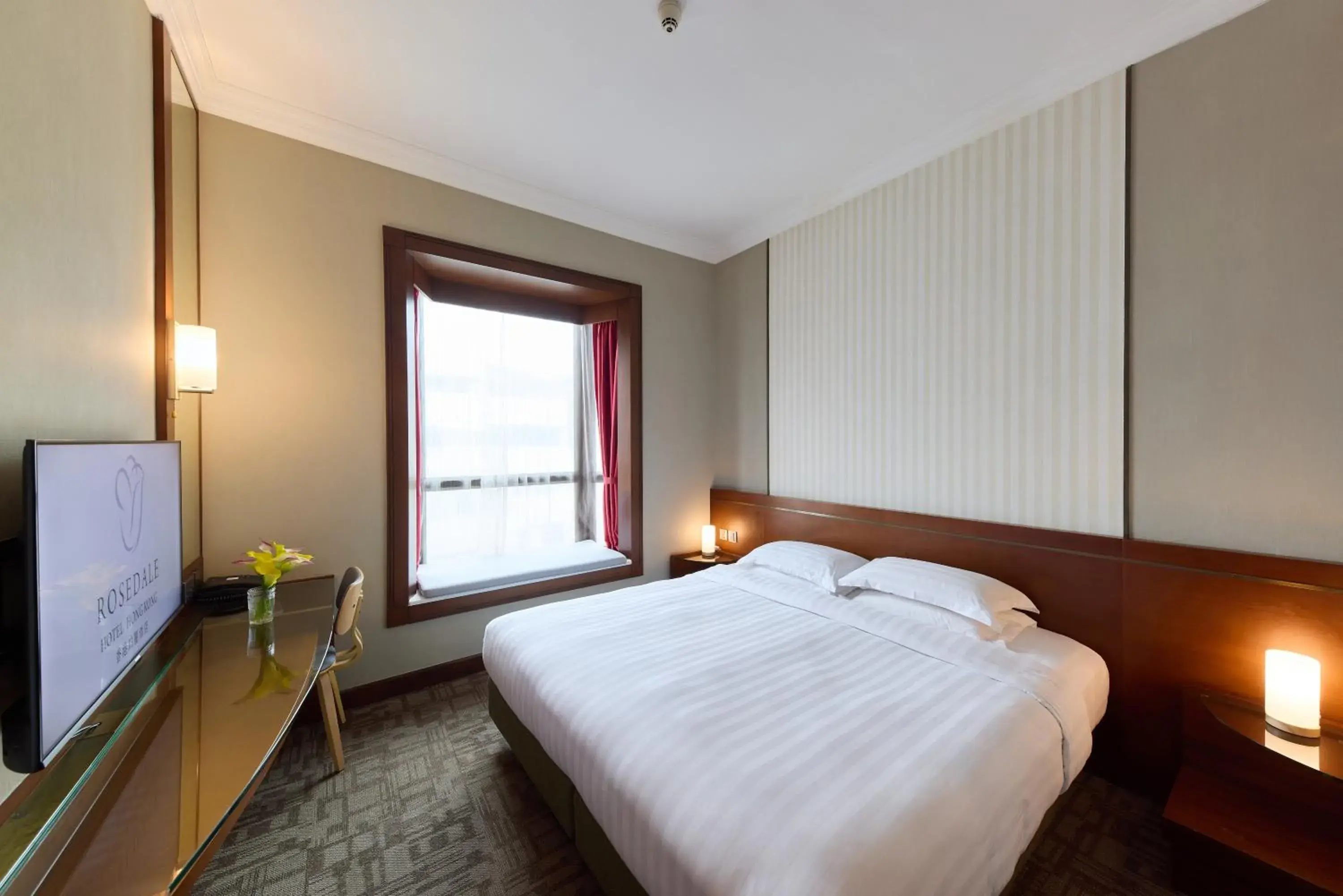 Bed in Rosedale Hotel Hong Kong Bed in Rosedale Hotel Hong Kong