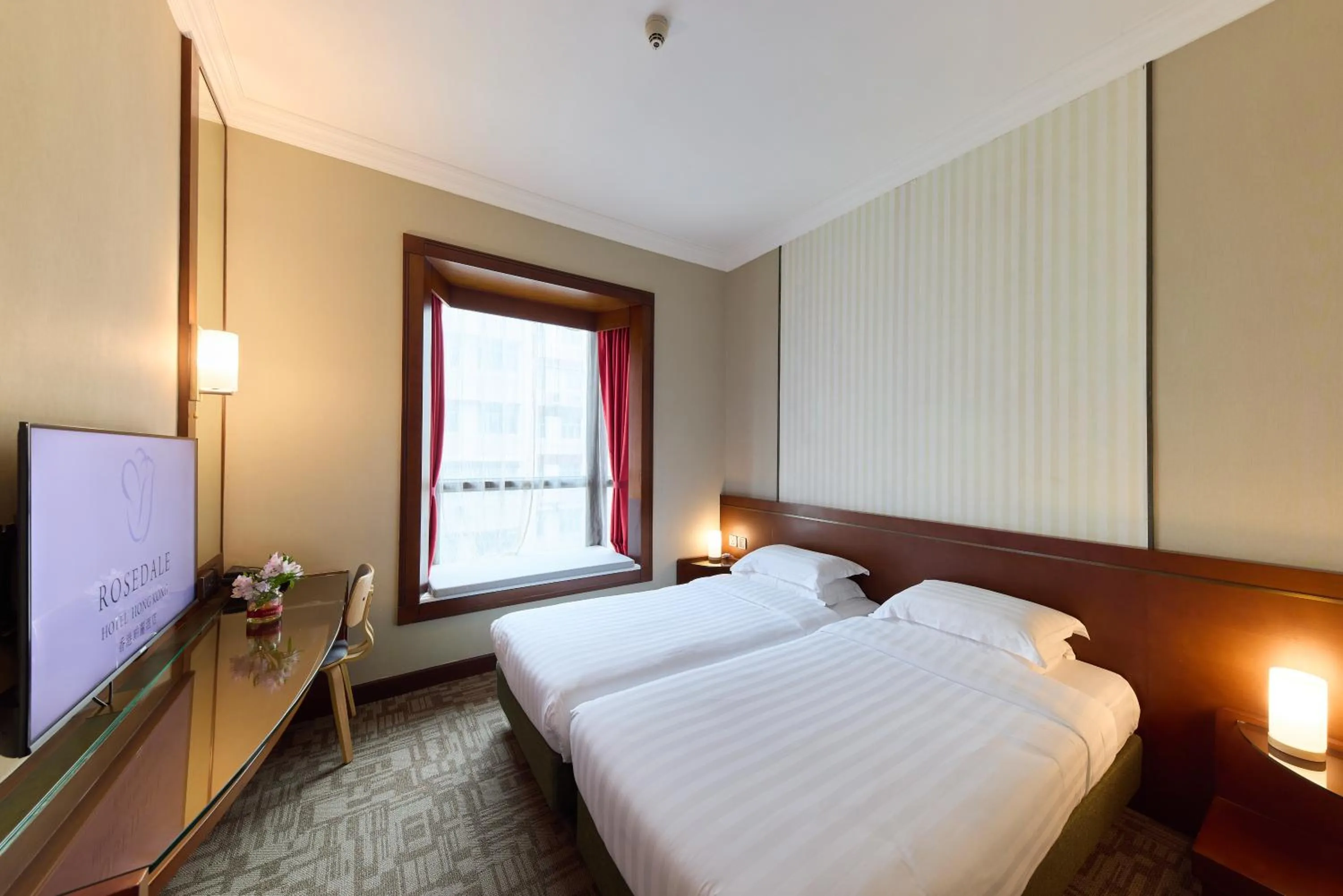 Bed in Rosedale Hotel Hong Kong