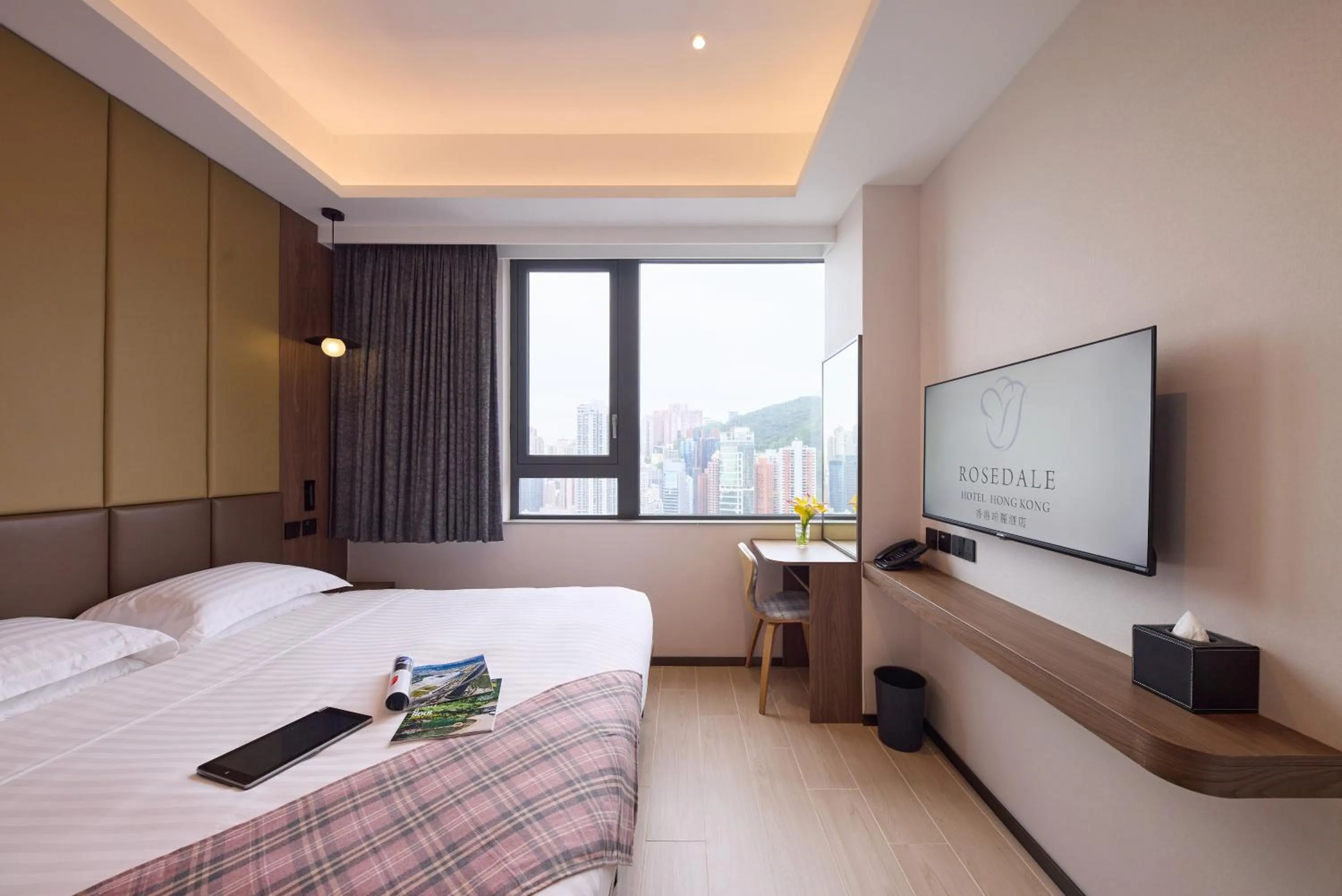 Bed in Rosedale Hotel Hong Kong