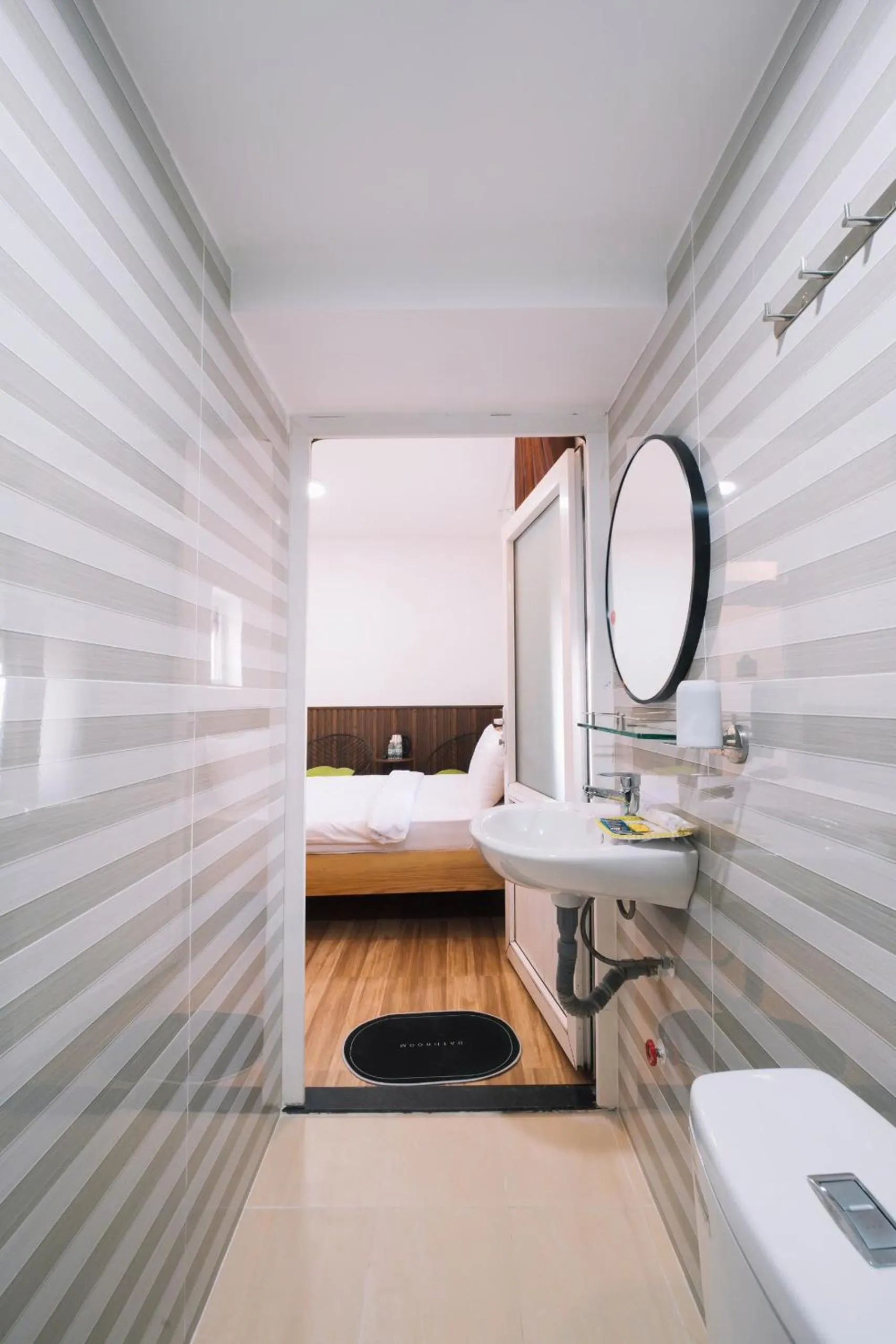 Shower, Bed in Cherry House Đà Lạt