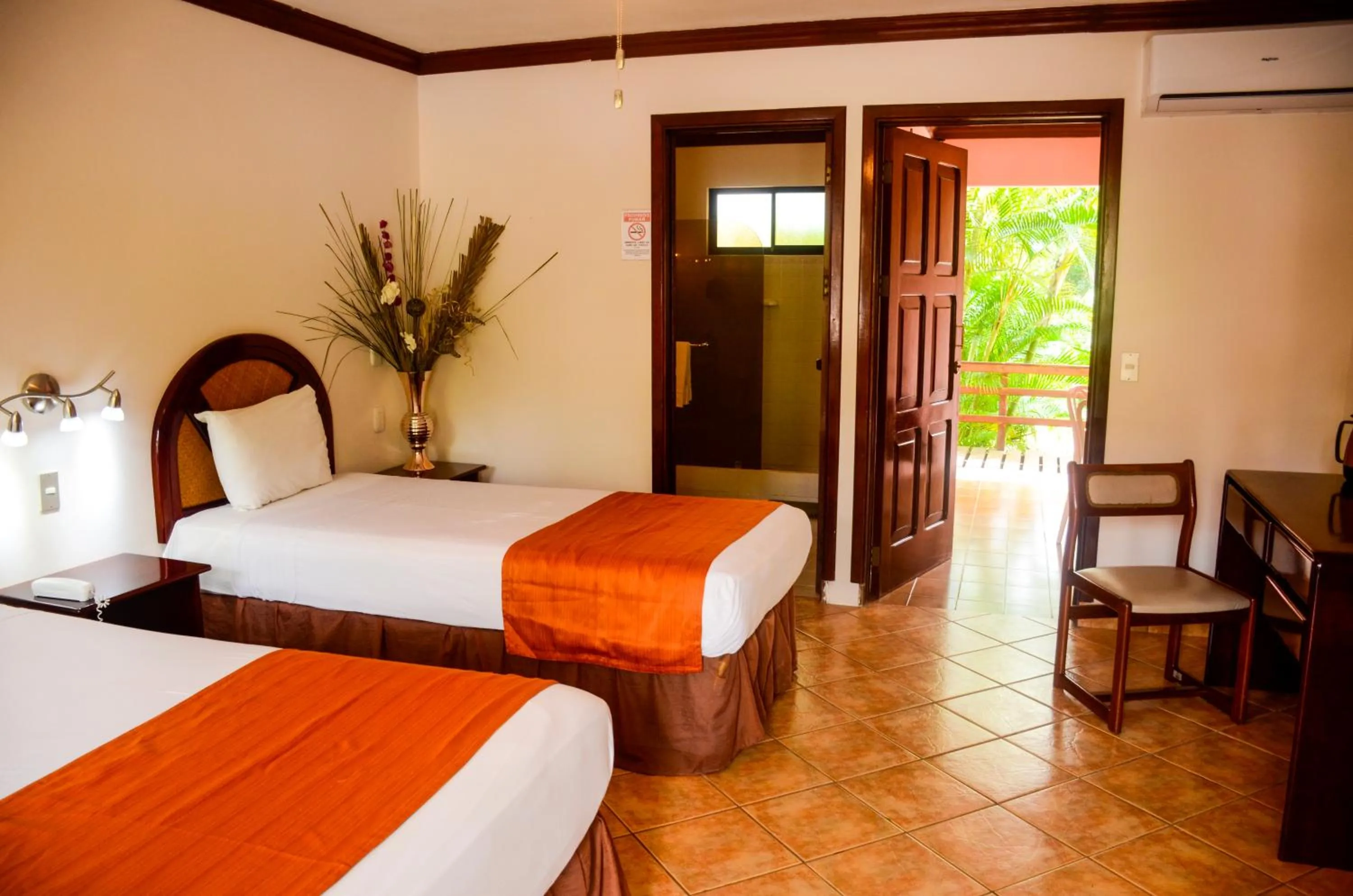 Bed in El Tucano Resort & Thermal Spa