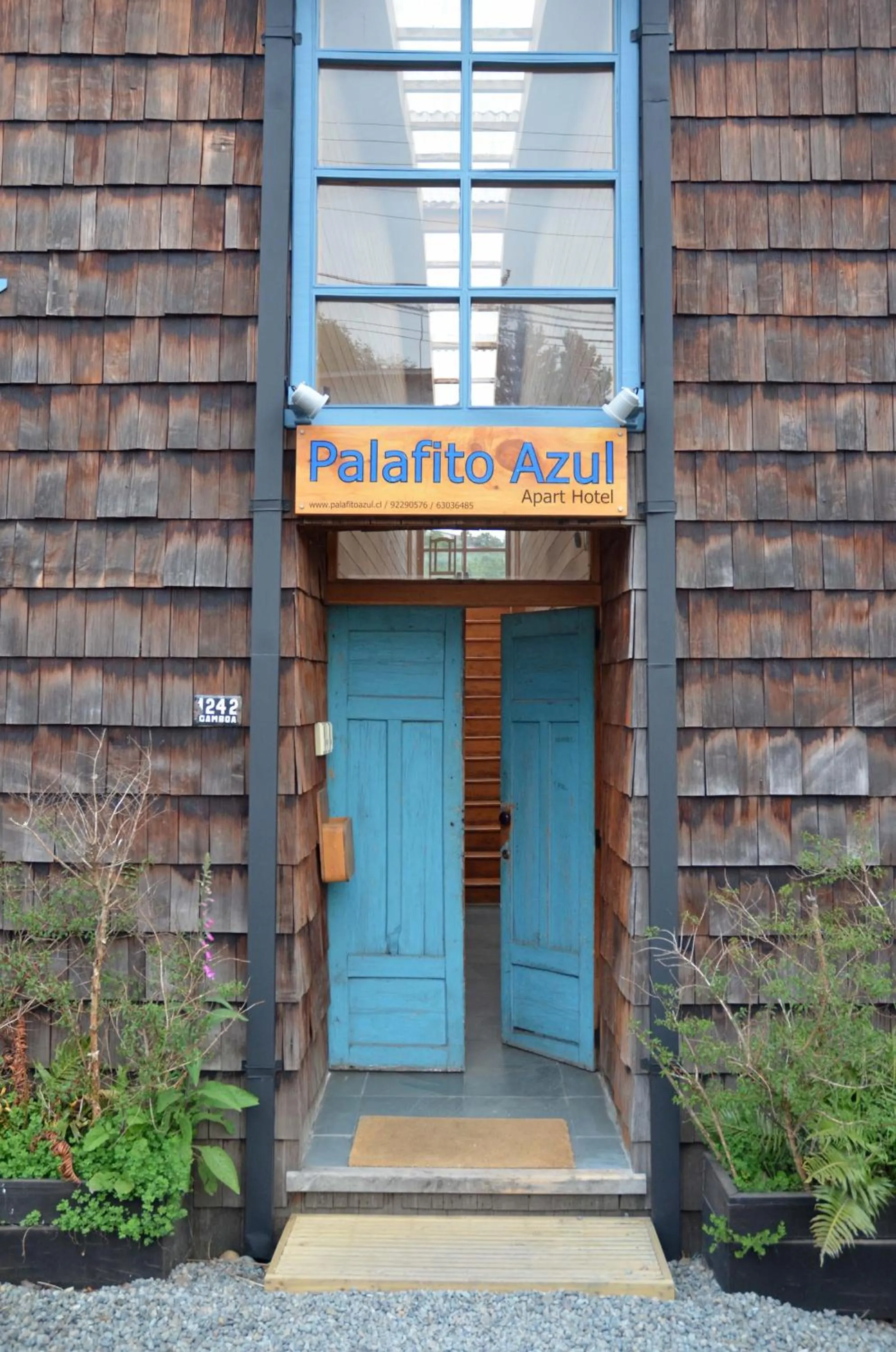 Facade/entrance in Palafito Azul Apart Hotel