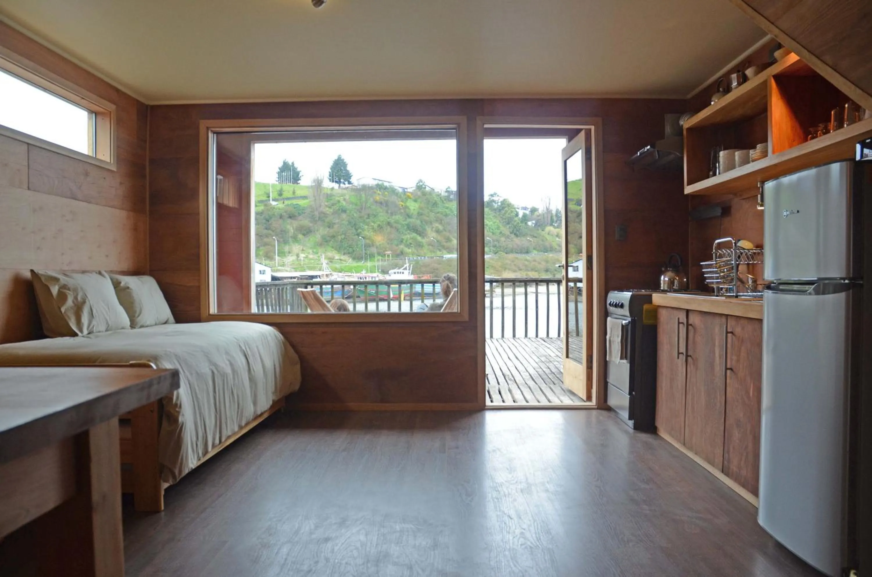 Kitchen or kitchenette, Bed in Palafito Azul Apart Hotel