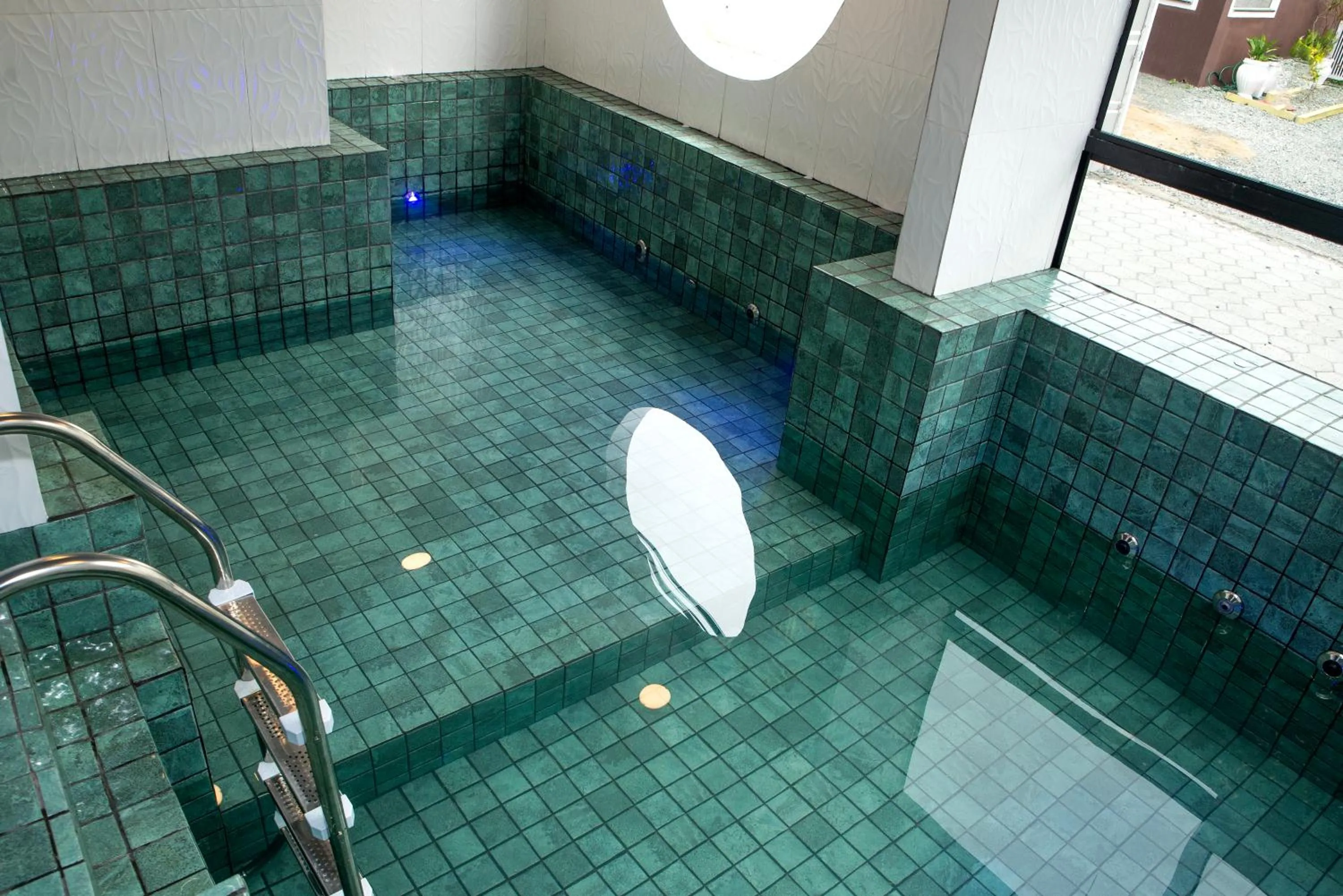 Swimming pool in Hotel Estrela do Mar