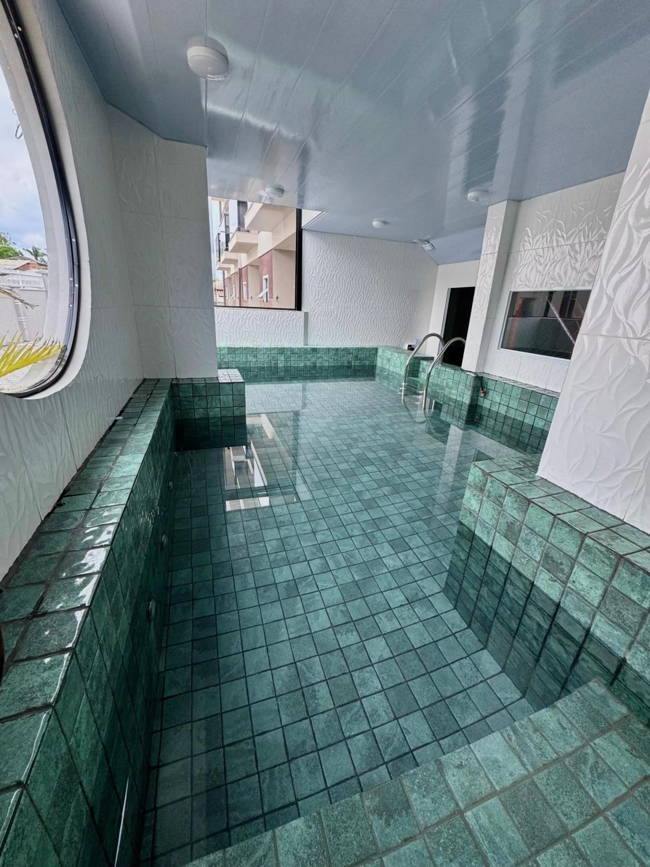 Swimming pool in Hotel Estrela do Mar