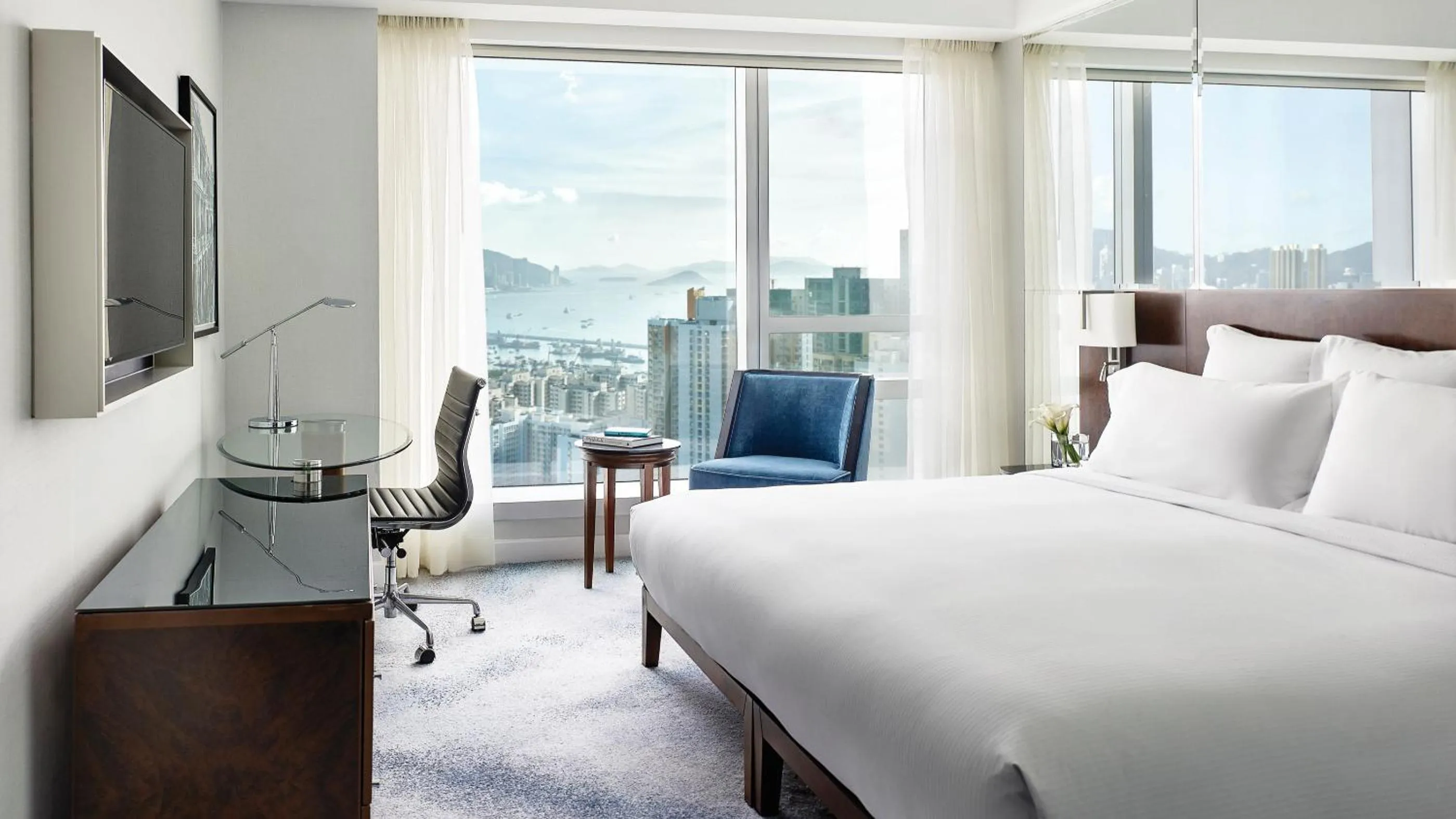 Bed in Cordis, Hong Kong