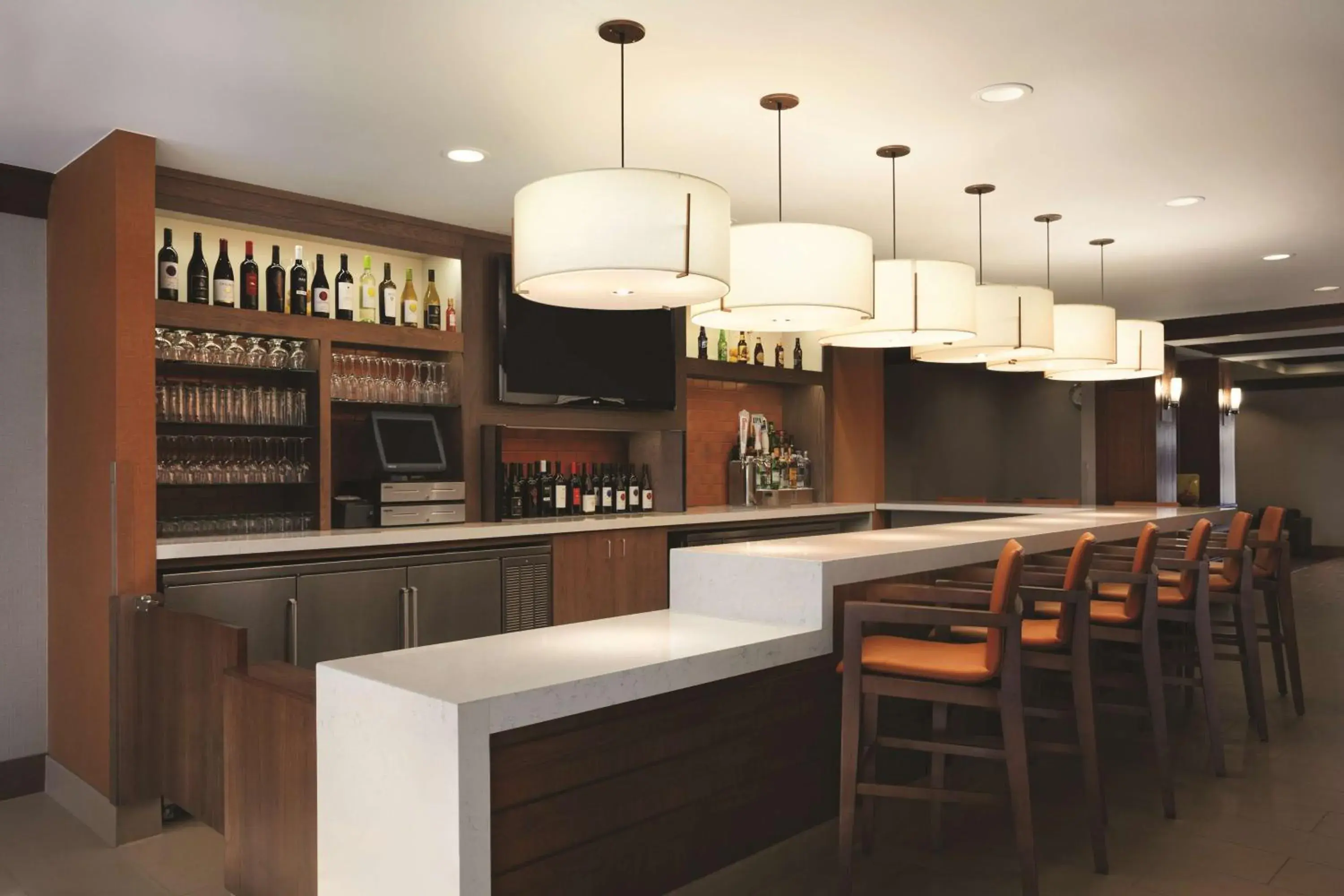 Lounge or bar in Hyatt House Pleasant Hill Lounge or bar in Hyatt House Pleasant Hill