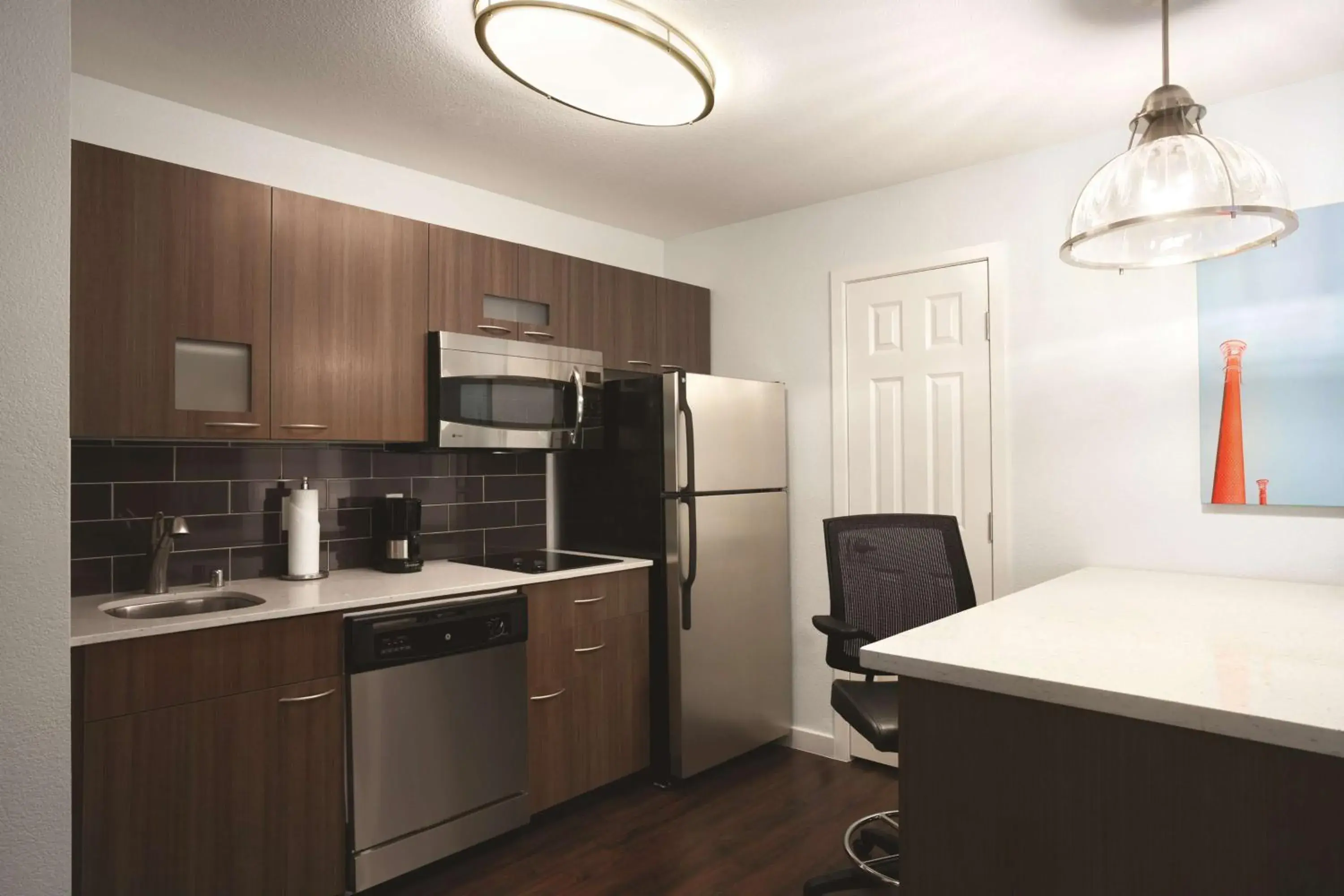 Photo of the whole room in Hyatt House Pleasant Hill Photo of the whole room in Hyatt House Pleasant Hill