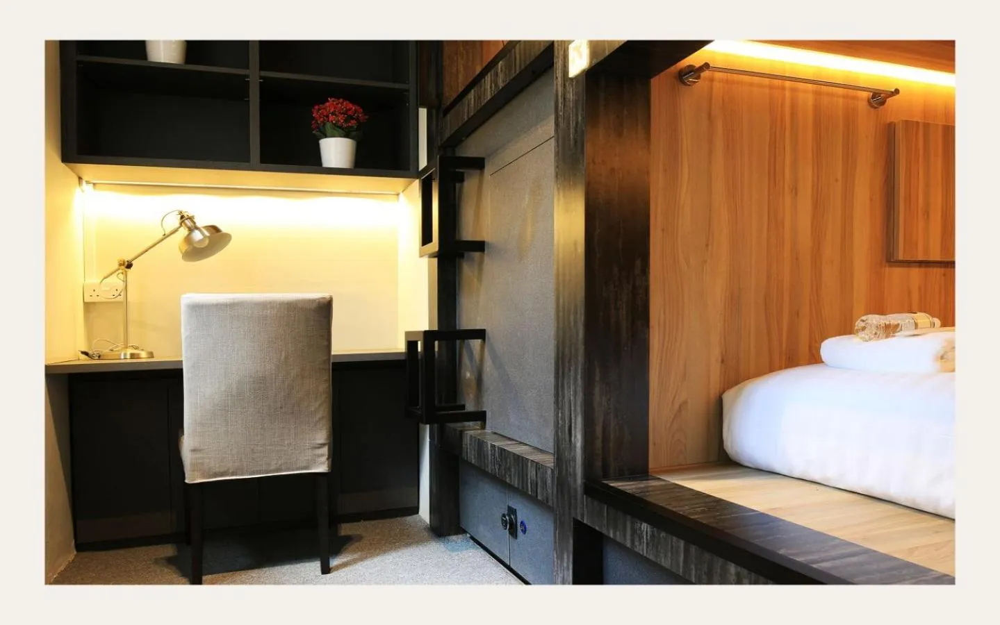 Bed in CUBE Boutique Capsule Hotel at Chinatown